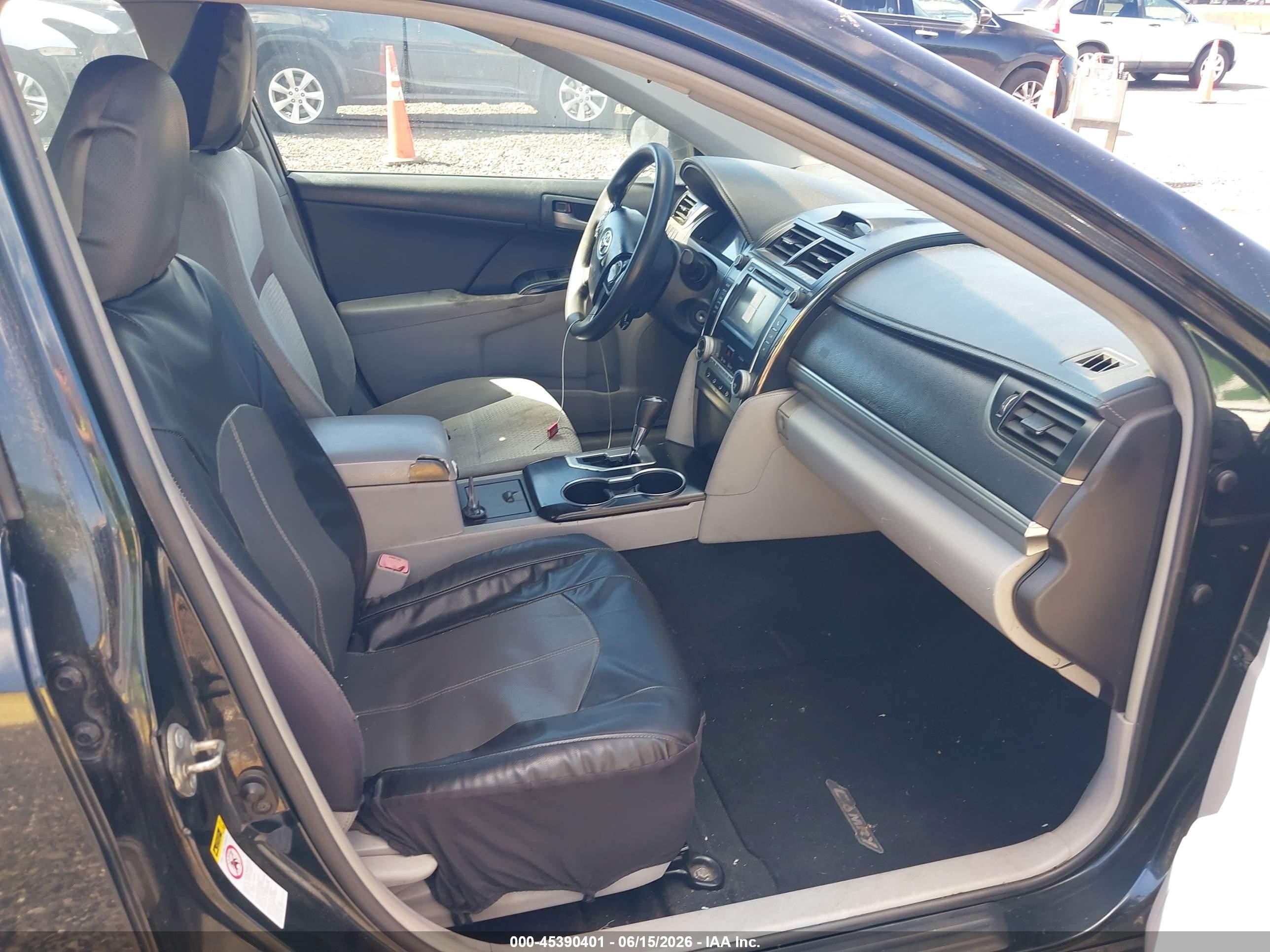 2014 Toyota Camry Le Black vin: 4T1BF1FK1EU313284