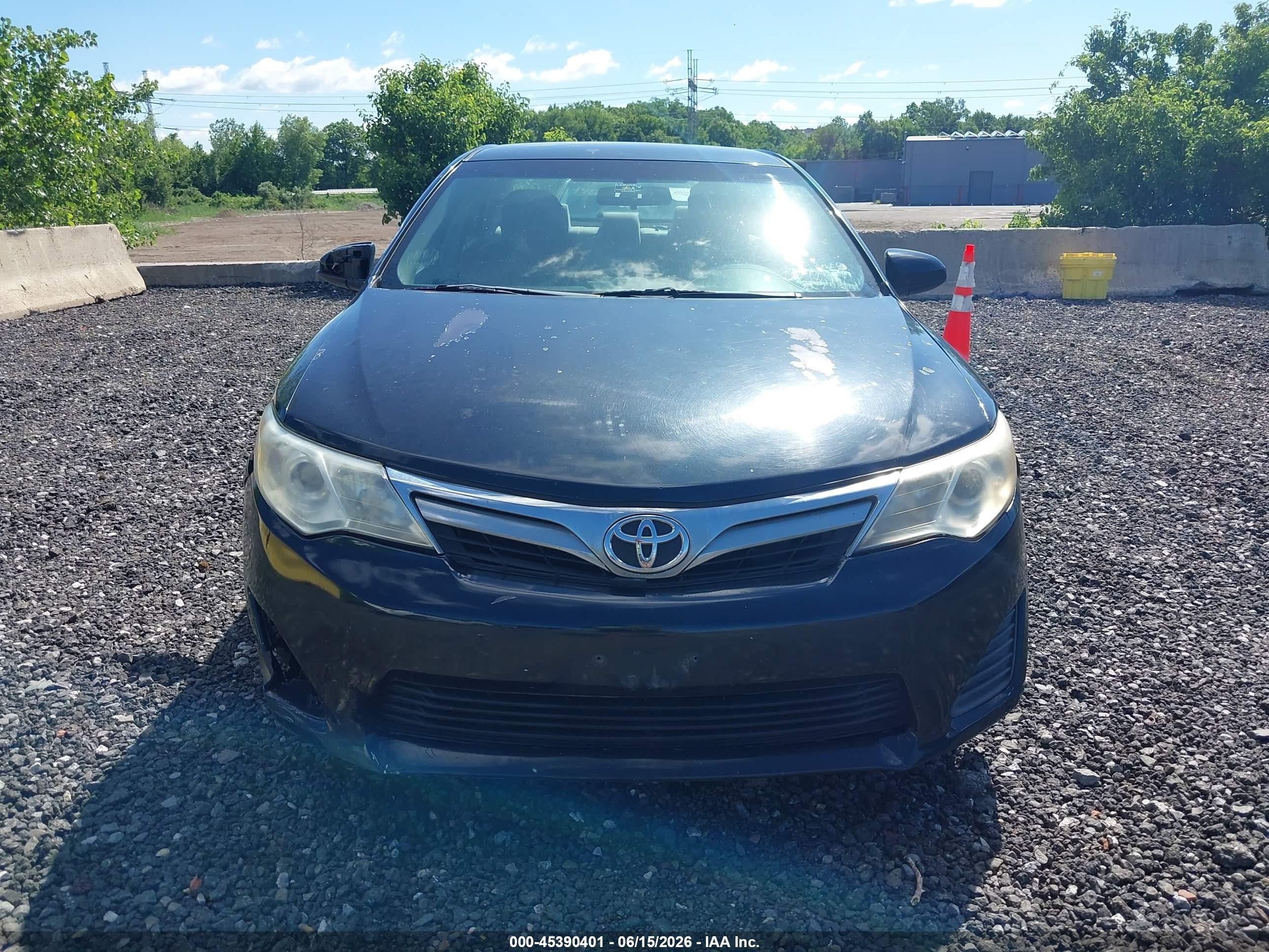 2014 Toyota Camry Le Black vin: 4T1BF1FK1EU313284