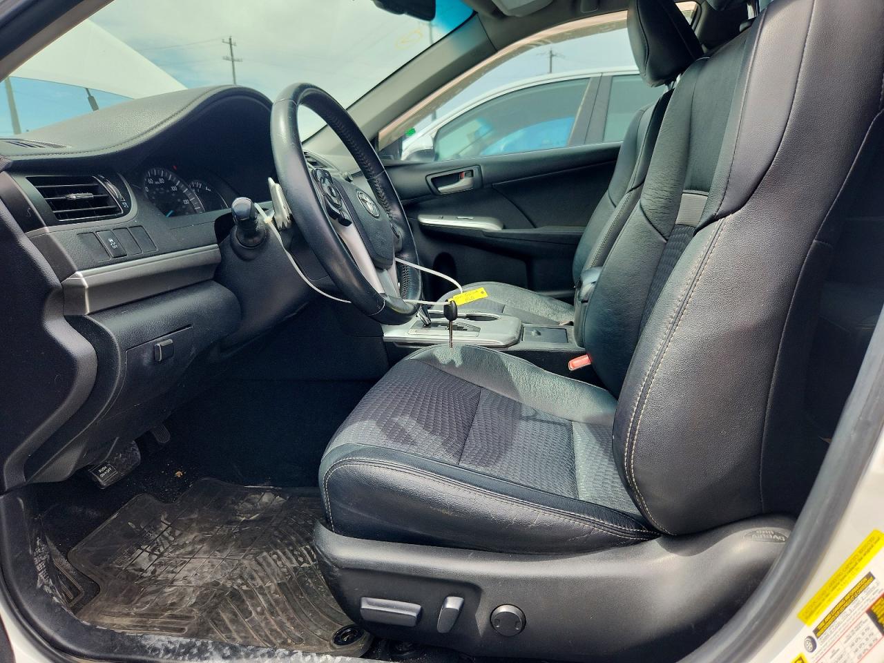 2014 Toyota Camry Se White vin: 4T1BF1FK1EU320106