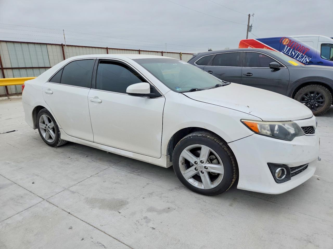 2014 Toyota Camry Se White vin: 4T1BF1FK1EU320106