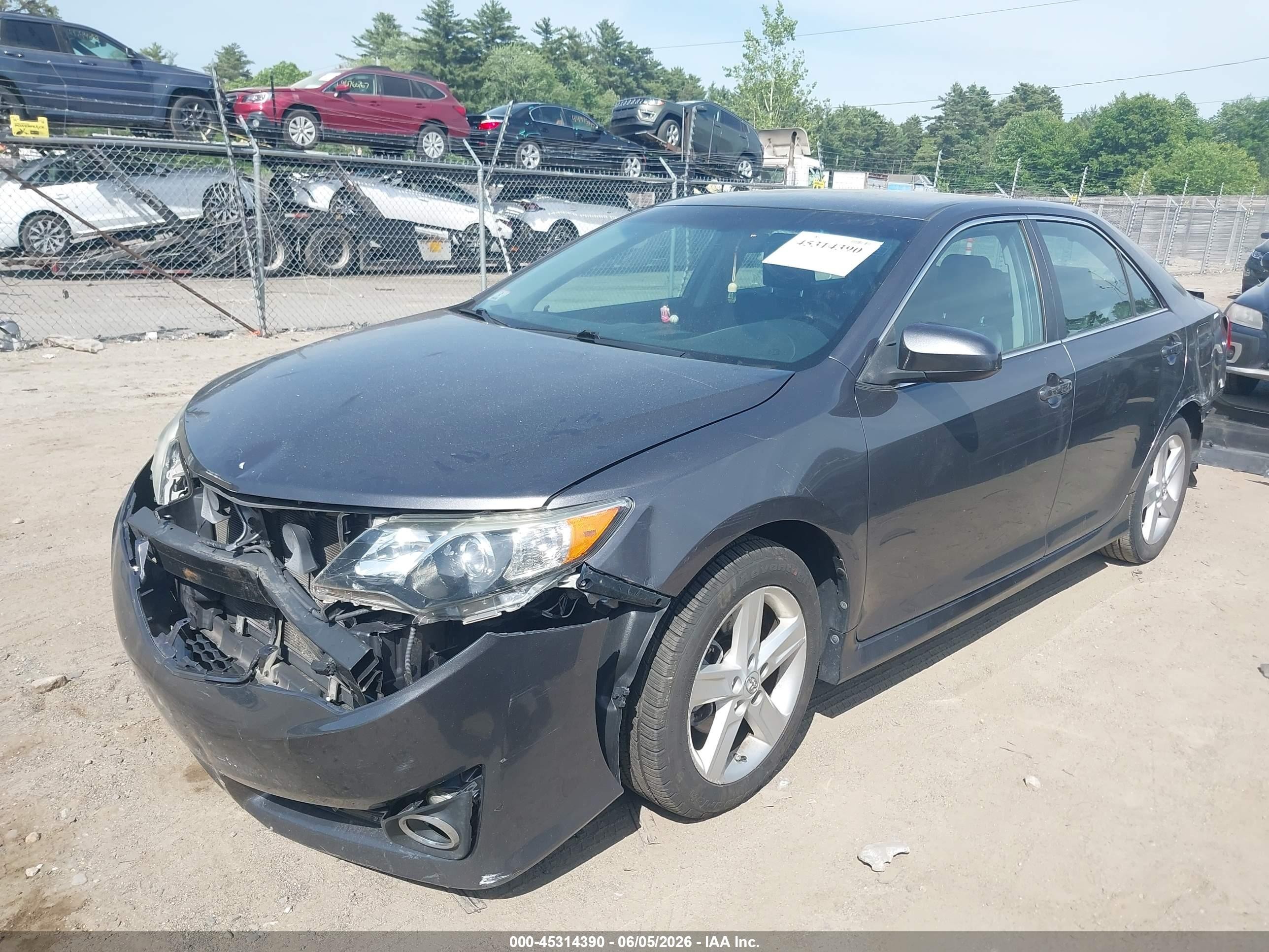 2014 Toyota Camry Se Gray vin: 4T1BF1FK1EU323166