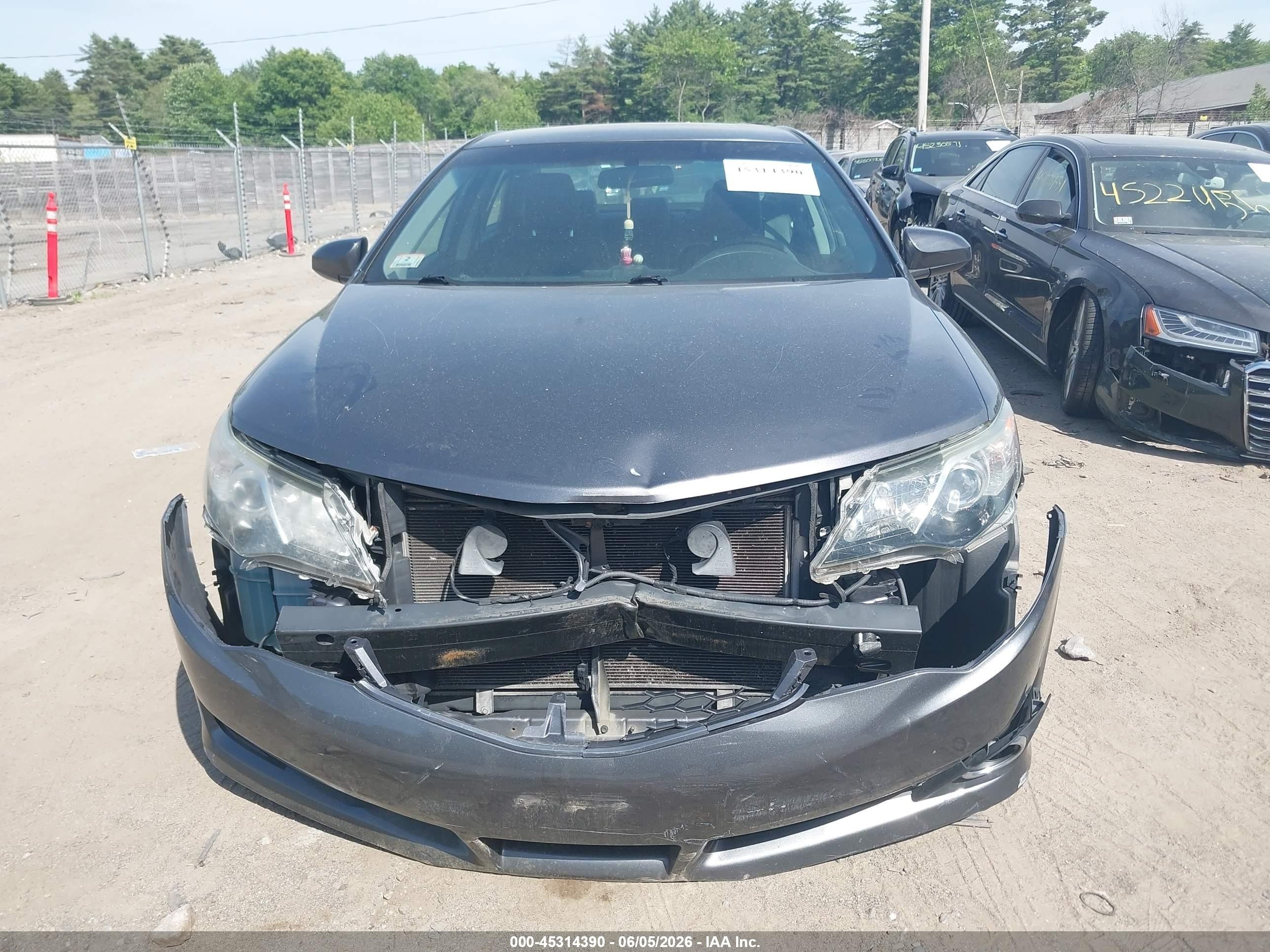 2014 Toyota Camry Se Gray vin: 4T1BF1FK1EU323166
