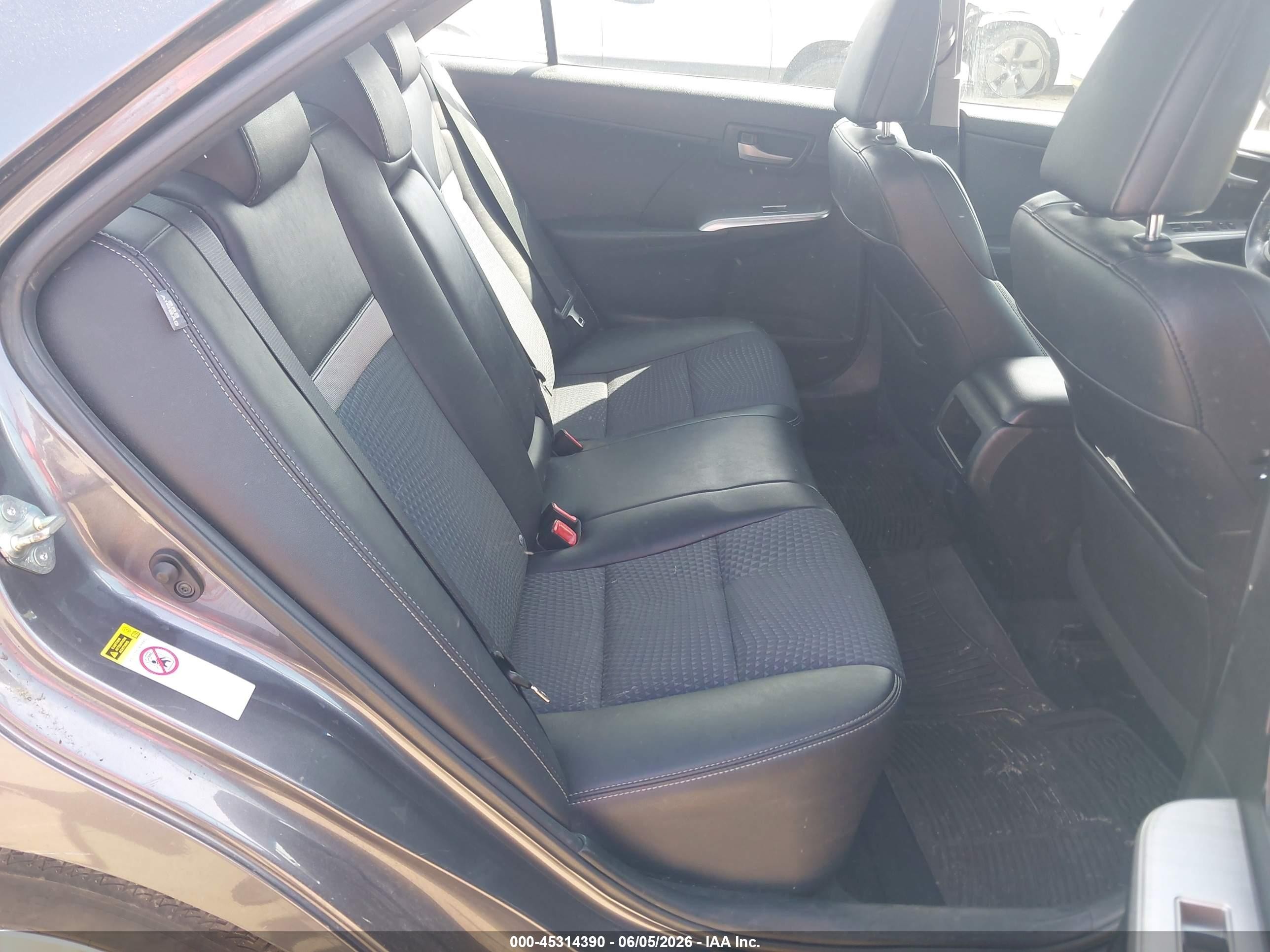 2014 Toyota Camry Se Gray vin: 4T1BF1FK1EU323166