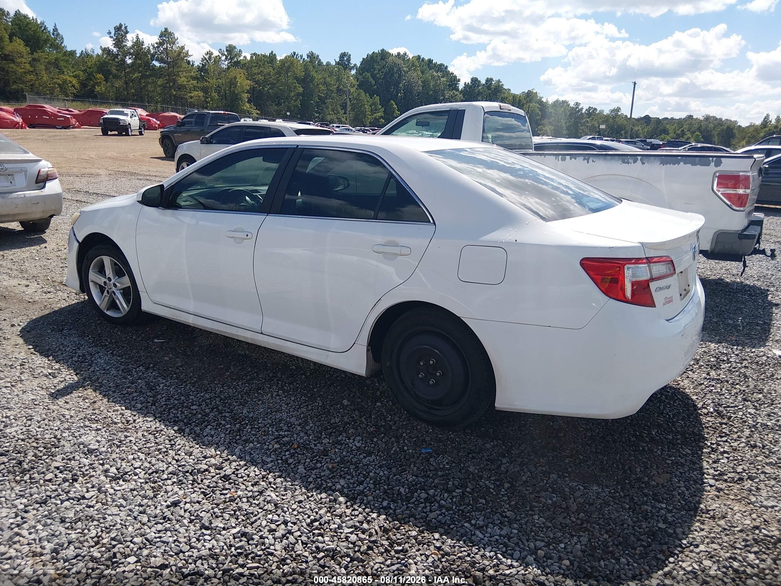 2014 Toyota Camry Se White vin: 4T1BF1FK1EU328657