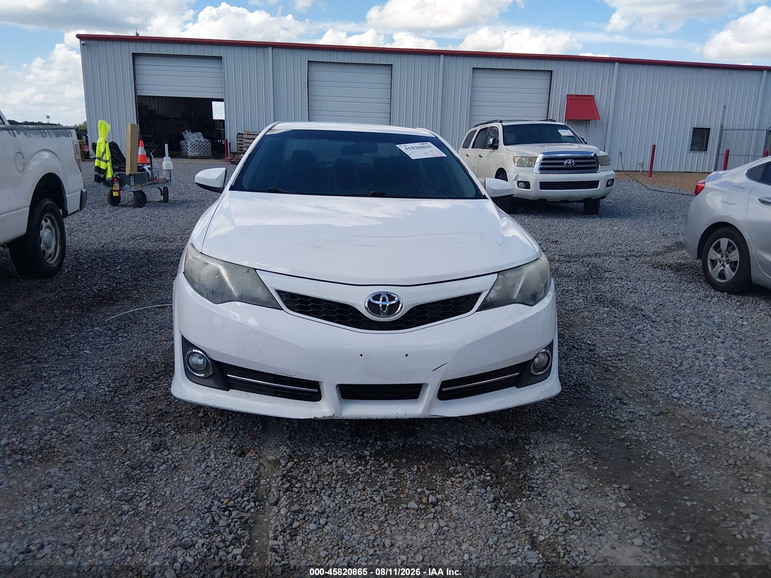 2014 Toyota Camry Se White vin: 4T1BF1FK1EU328657
