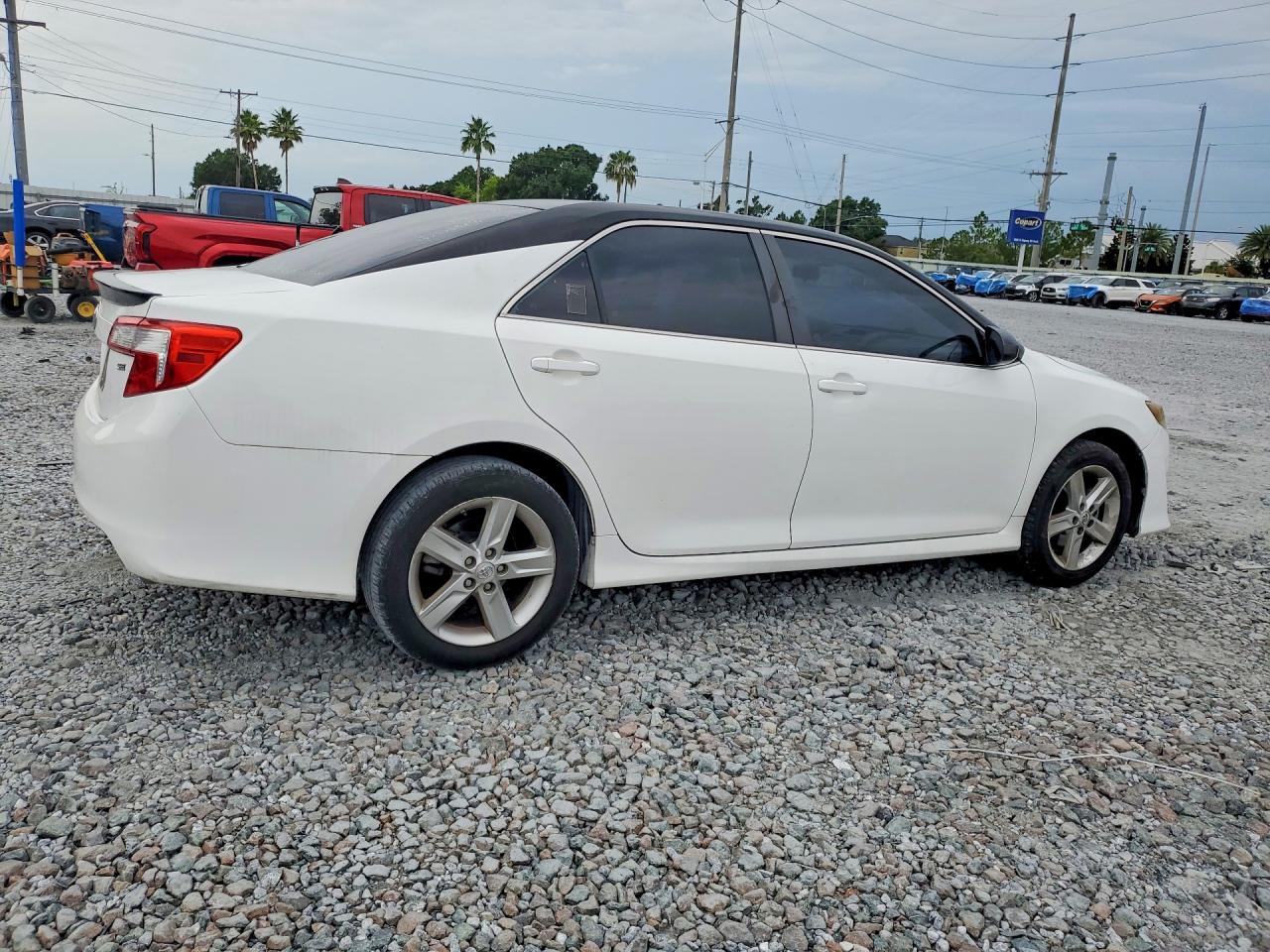 2014 Toyota Camry Se White vin: 4T1BF1FK1EU334961