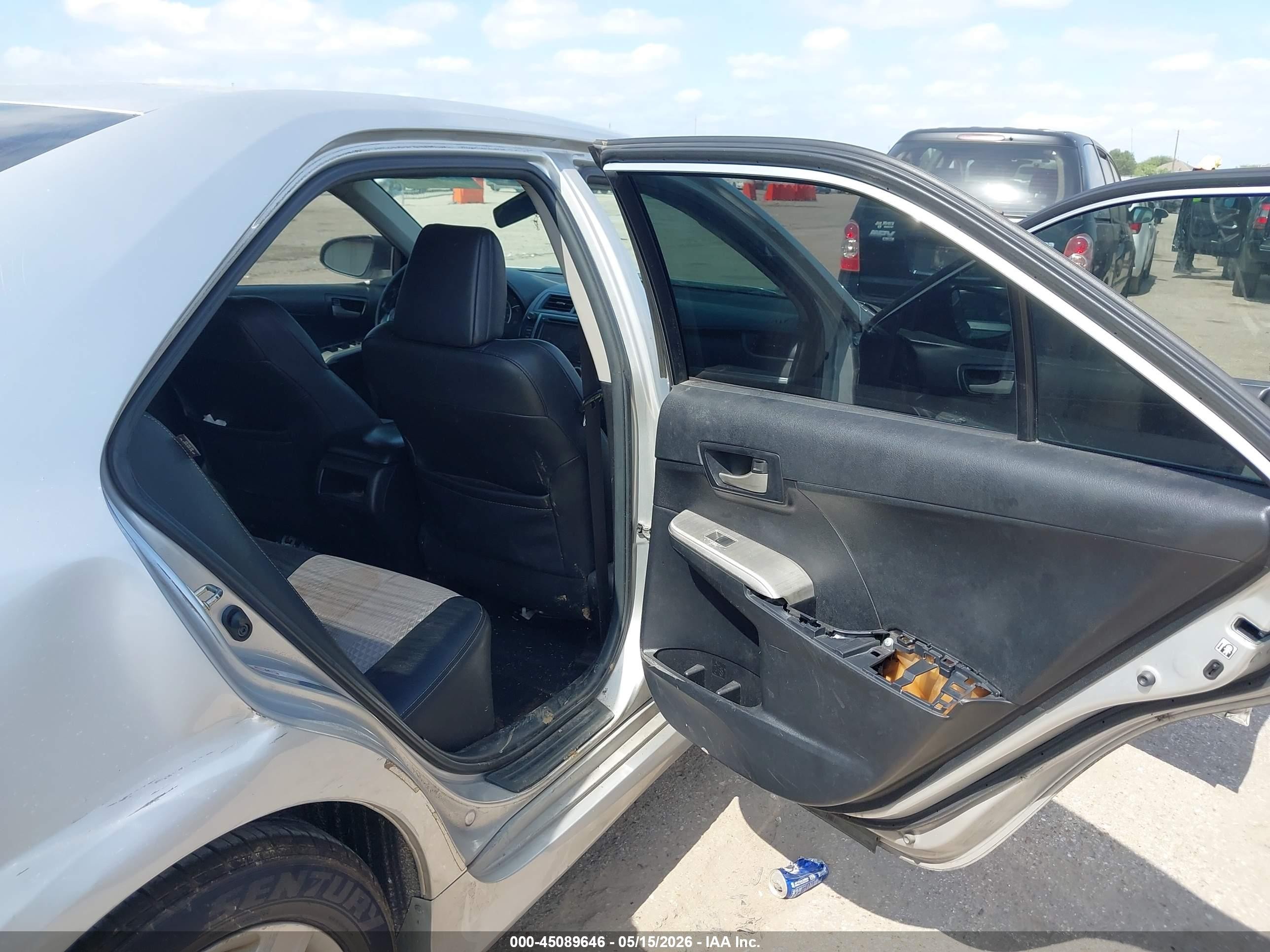 2014 Toyota Camry Se Серебряный vin: 4T1BF1FK1EU355972