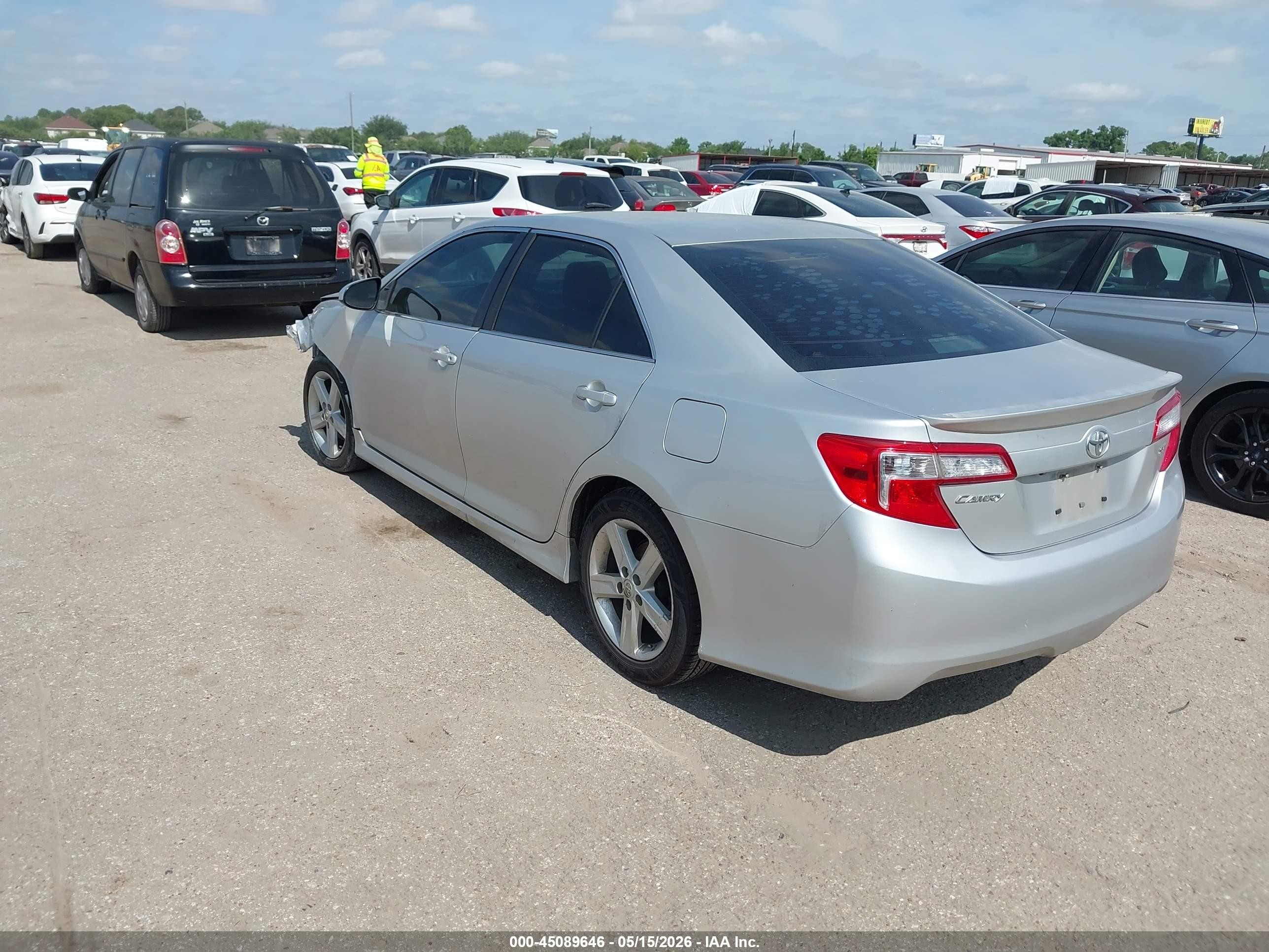 2014 Toyota Camry Se Серебряный vin: 4T1BF1FK1EU355972