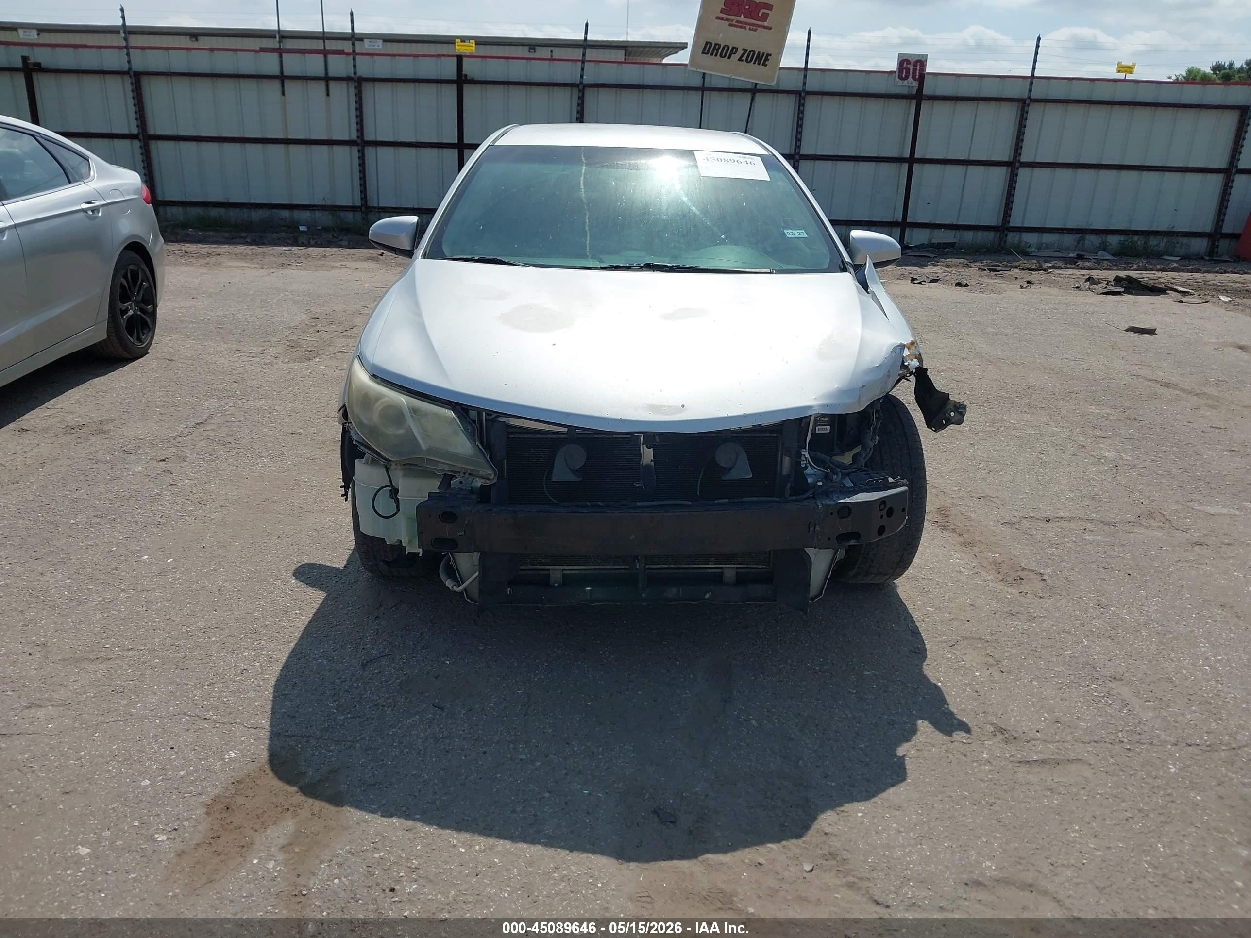 2014 Toyota Camry Se Серебряный vin: 4T1BF1FK1EU355972