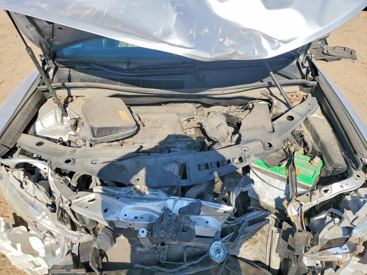 2014 Toyota Camry Le Серебряный vin: 4T1BF1FK1EU356295