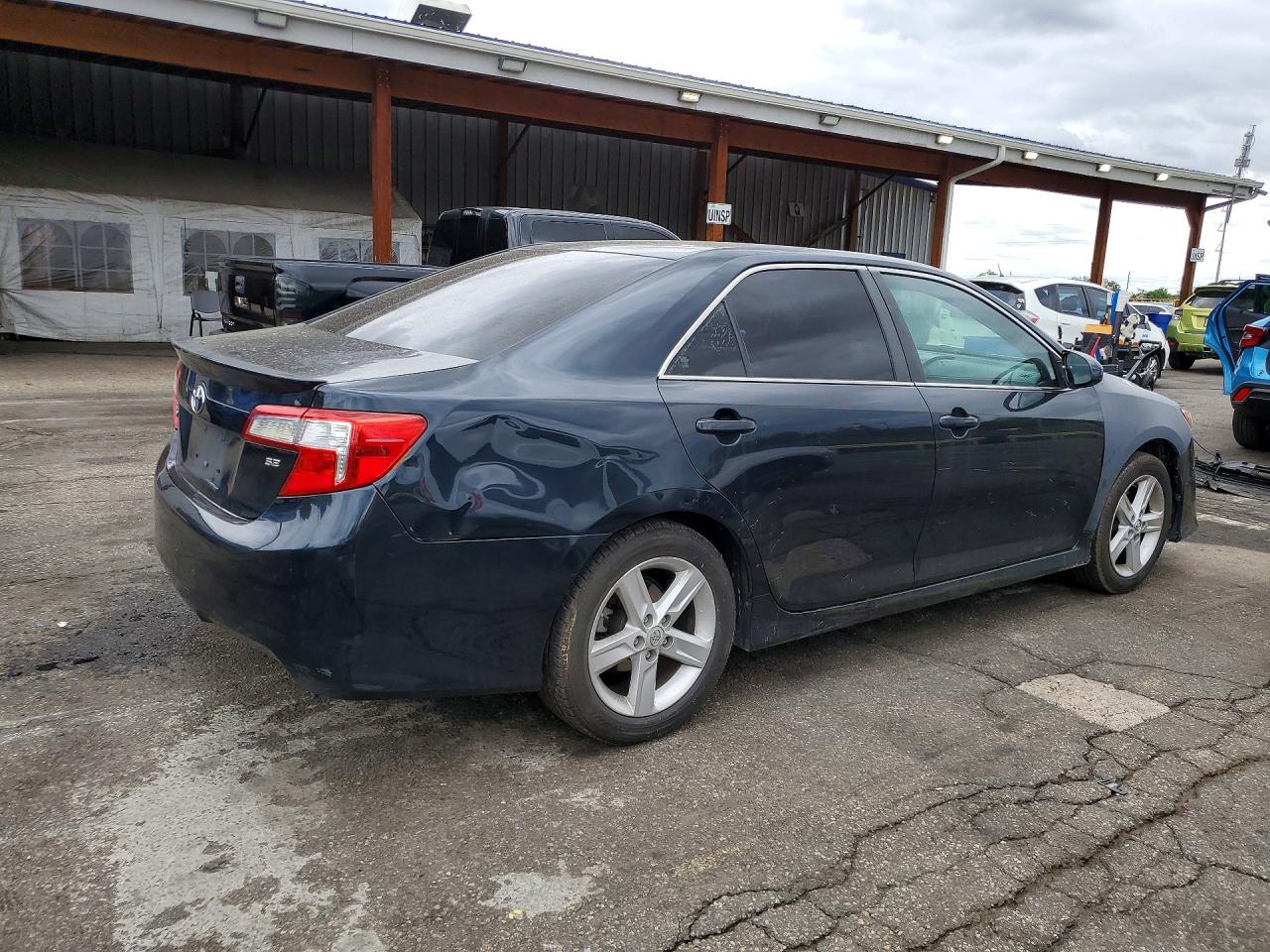 2014 Toyota Camry Se Charcoal vin: 4T1BF1FK1EU370617