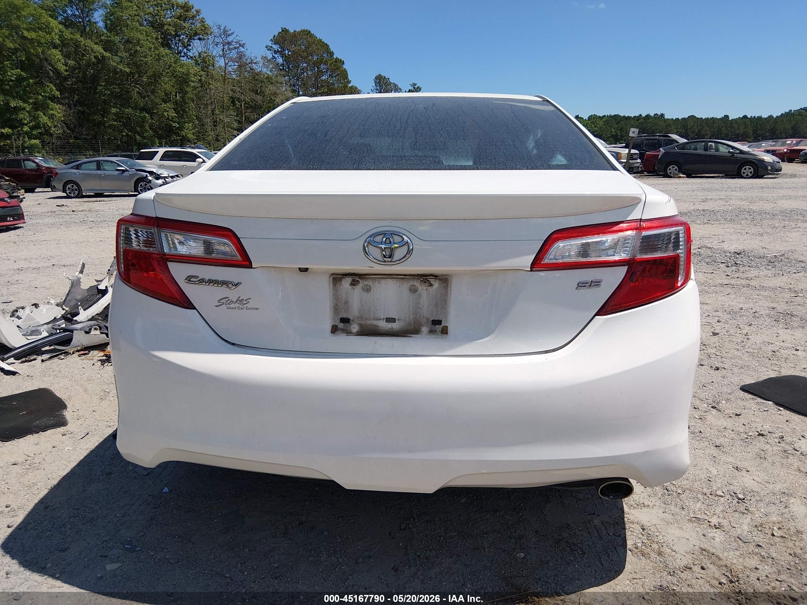 2014 Toyota Camry Se White vin: 4T1BF1FK1EU376692