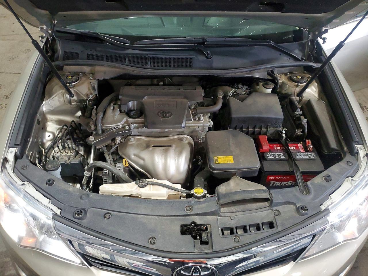 2014 Toyota Camry Le Beige vin: 4T1BF1FK1EU391273