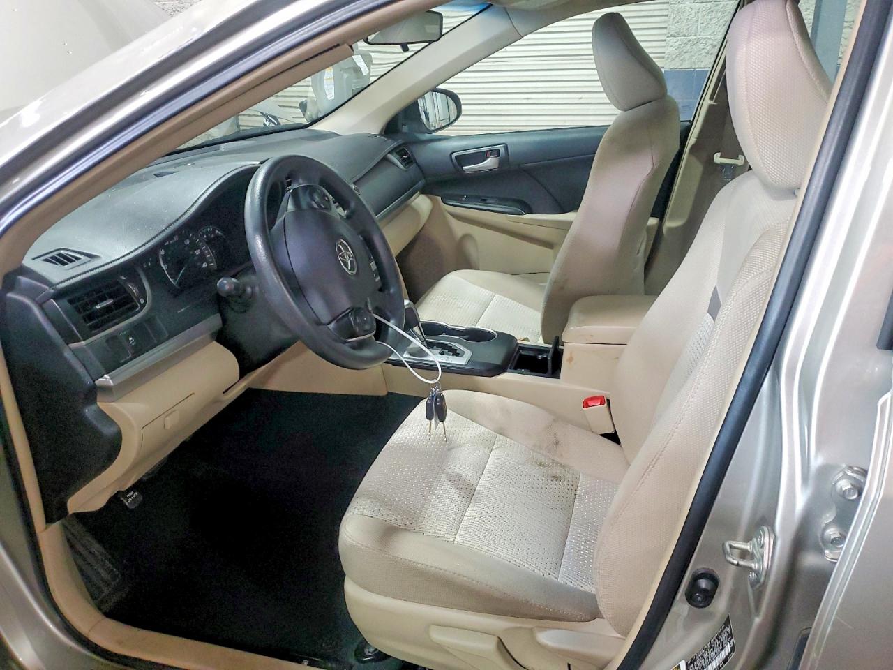 2014 Toyota Camry Le Beige vin: 4T1BF1FK1EU391273