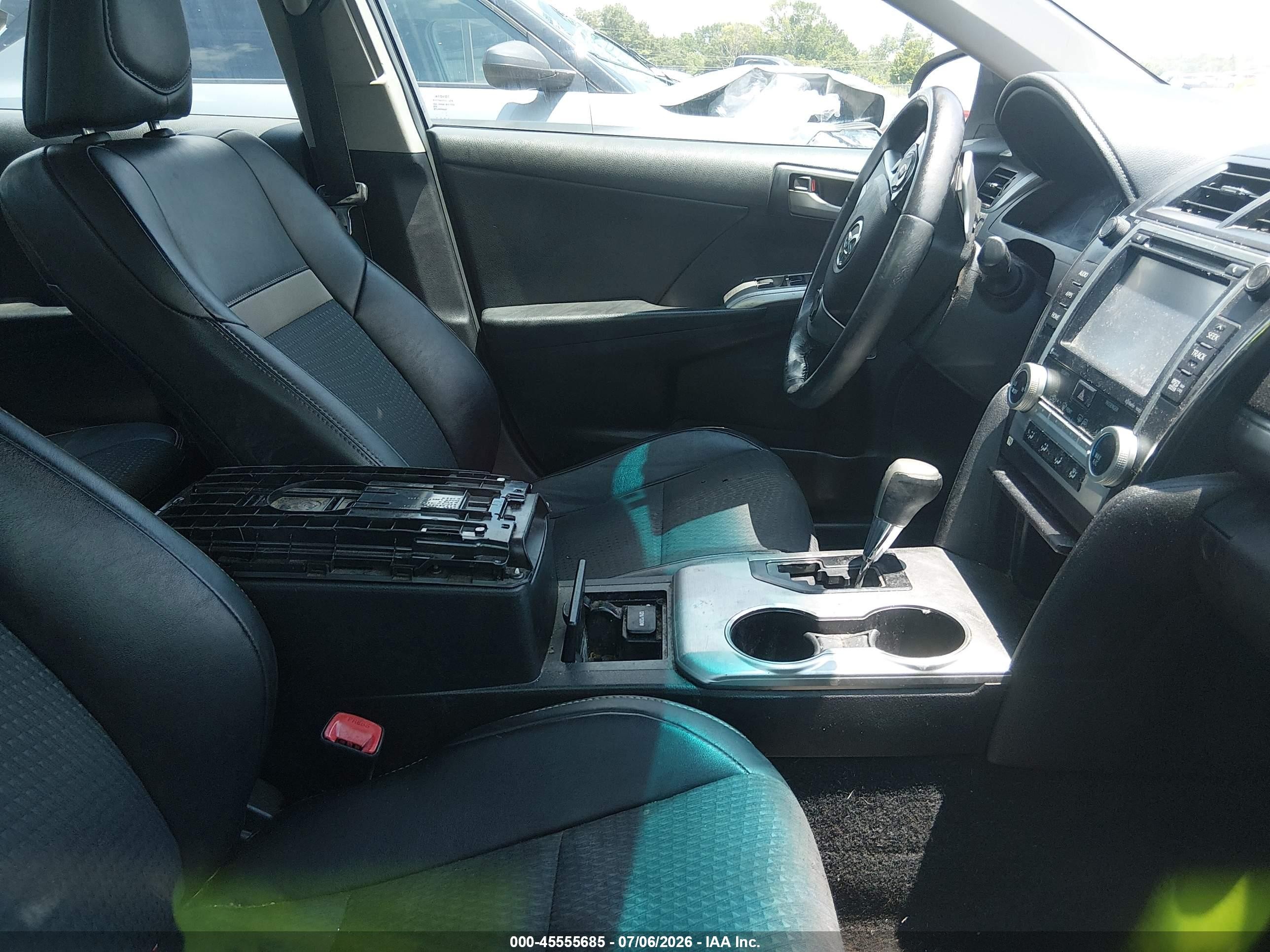 2014 Toyota Camry Se Silver vin: 4T1BF1FK1EU393542