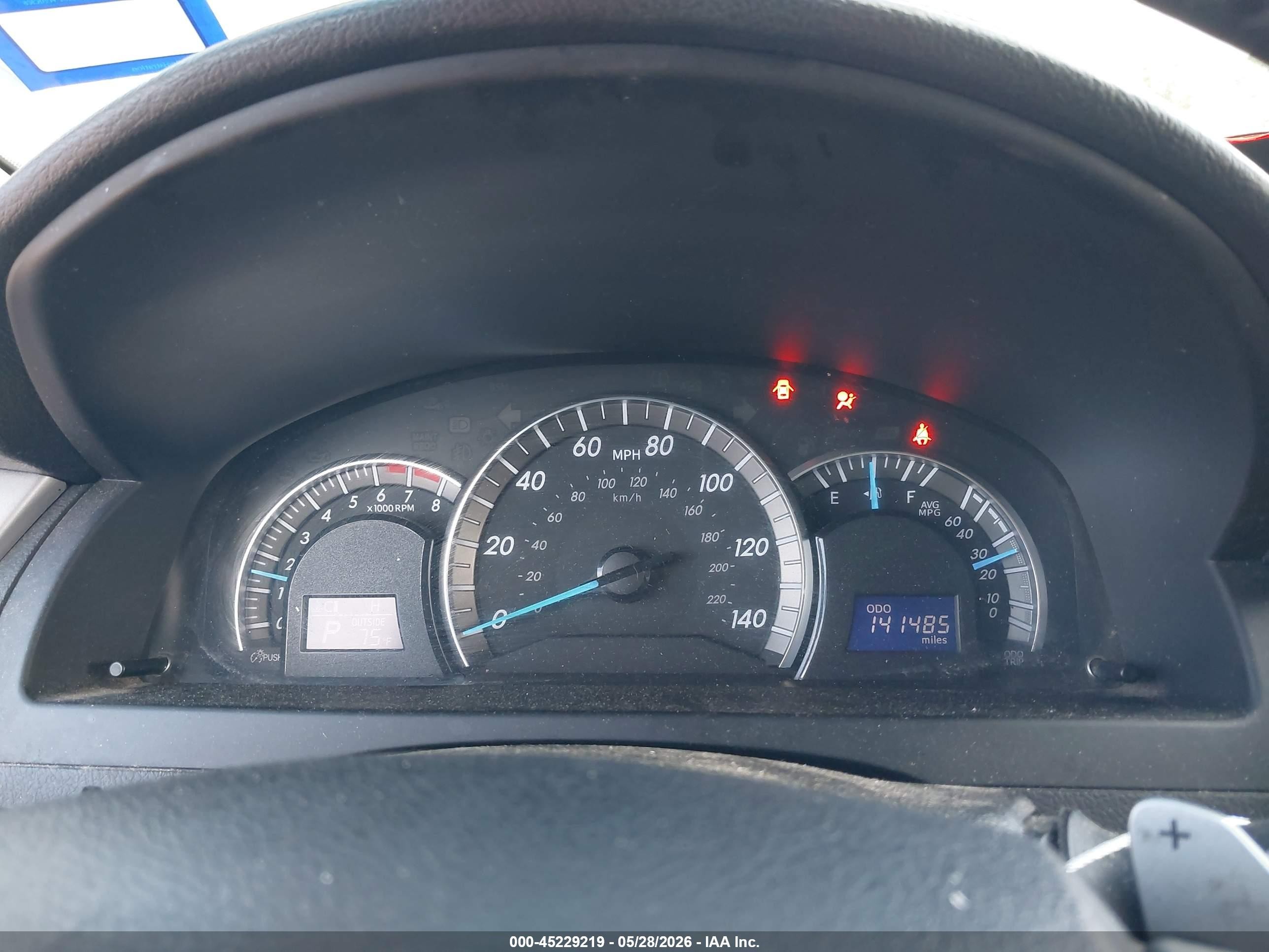 2014 Toyota Camry Se Серебряный vin: 4T1BF1FK1EU404720
