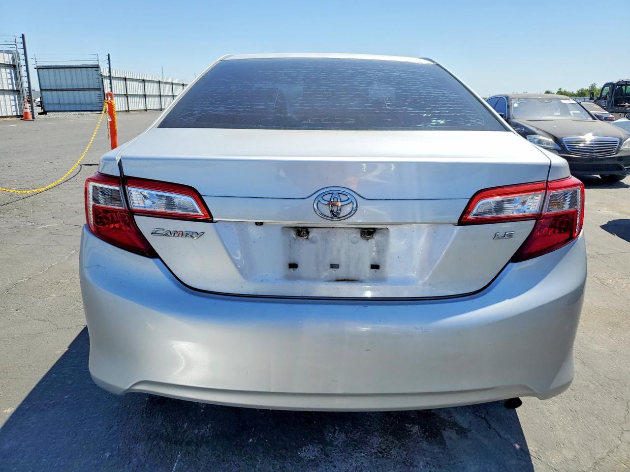 2014 Toyota Camry Le Silver vin: 4T1BF1FK1EU408895