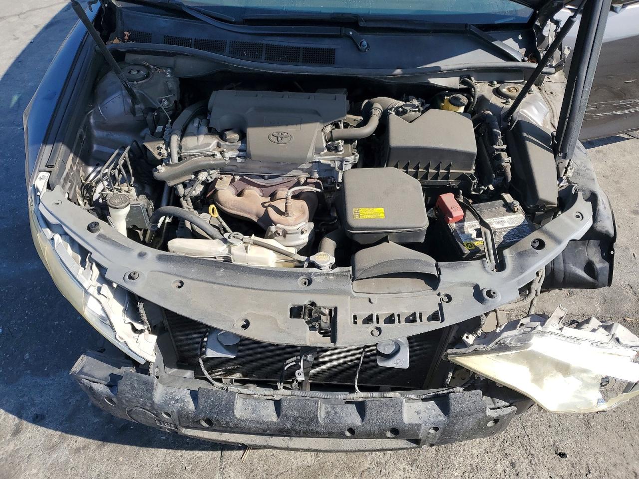 2014 Toyota Camry Le Silver vin: 4T1BF1FK1EU416219