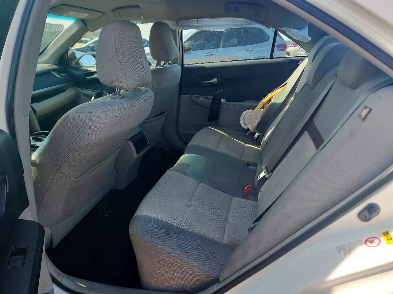 2014 Toyota Camry Le White vin: 4T1BF1FK1EU417399