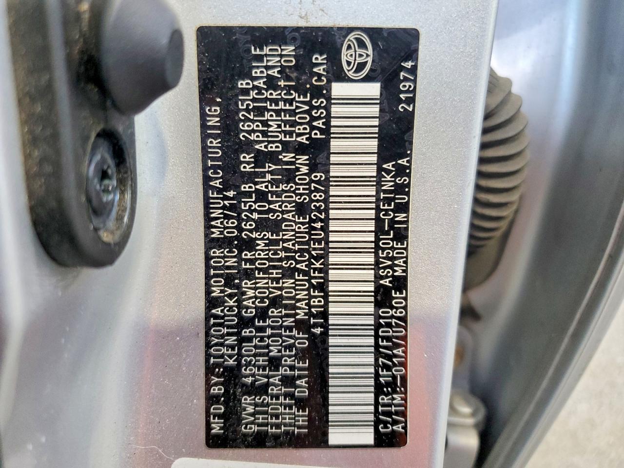2014 Toyota Camry Le Серебряный vin: 4T1BF1FK1EU423879