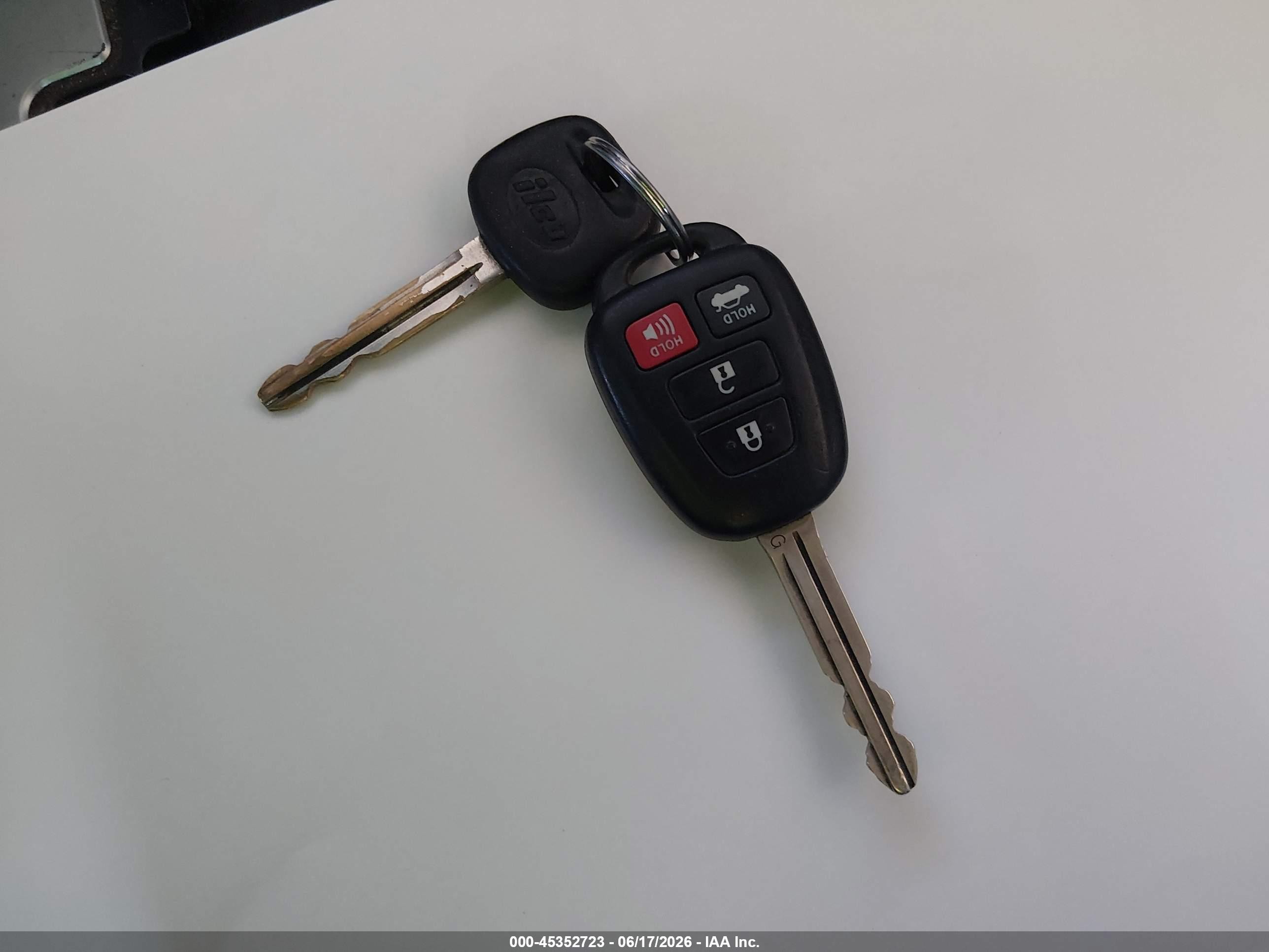 2014 Toyota Camry Le Серый vin: 4T1BF1FK1EU424997
