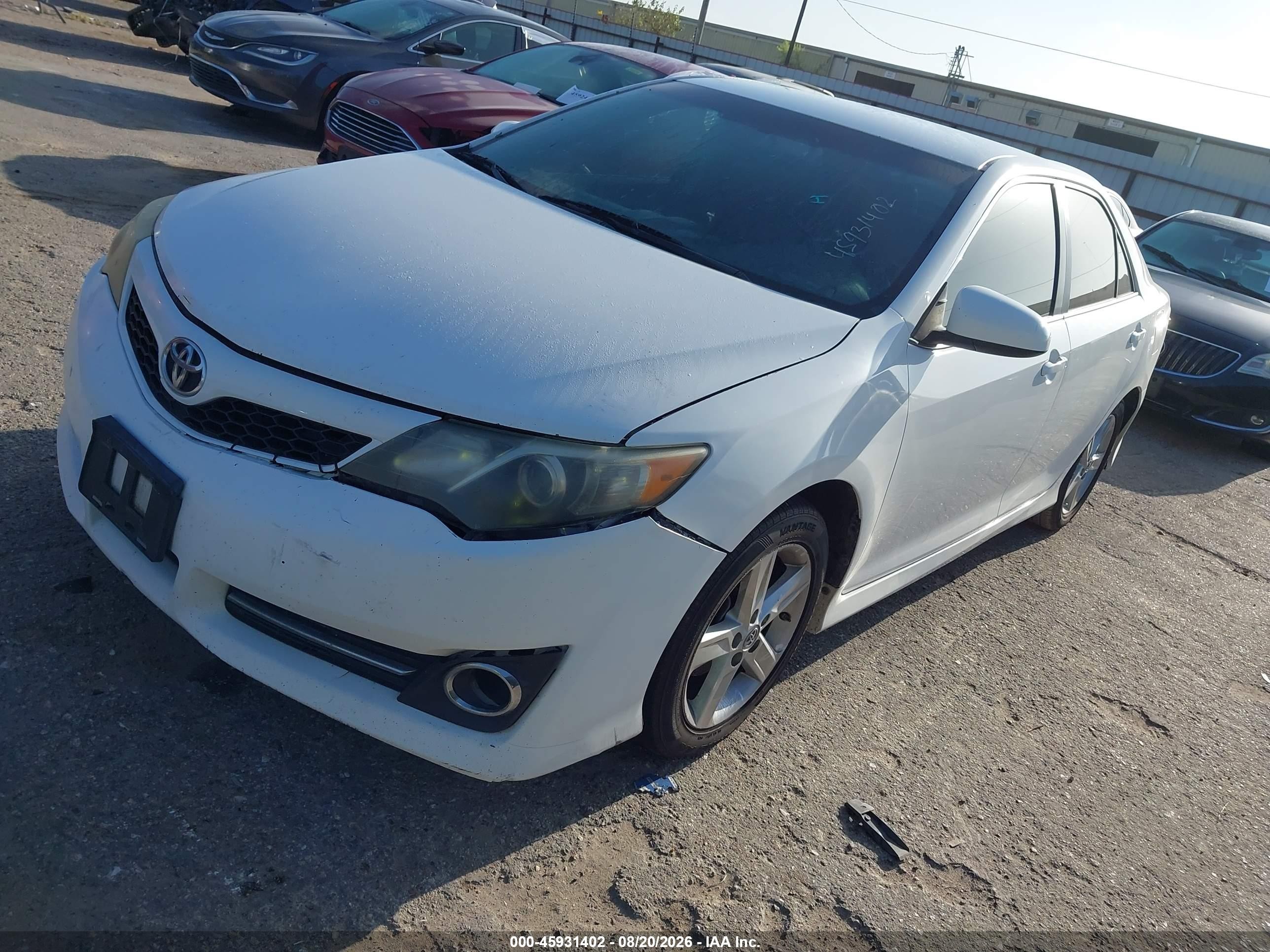 2014 Toyota Camry Se Белый vin: 4T1BF1FK1EU428158