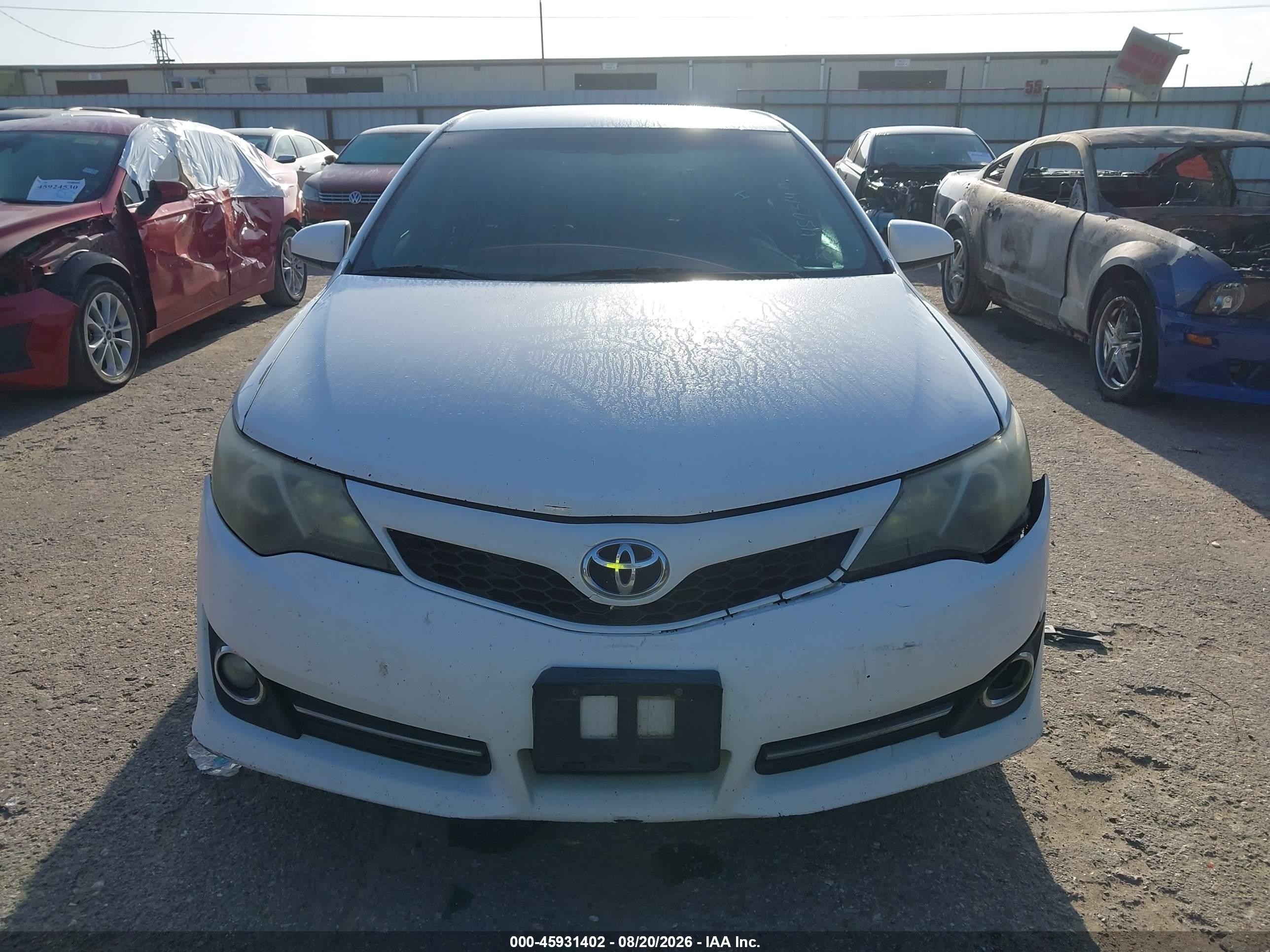 2014 Toyota Camry Se Белый vin: 4T1BF1FK1EU428158