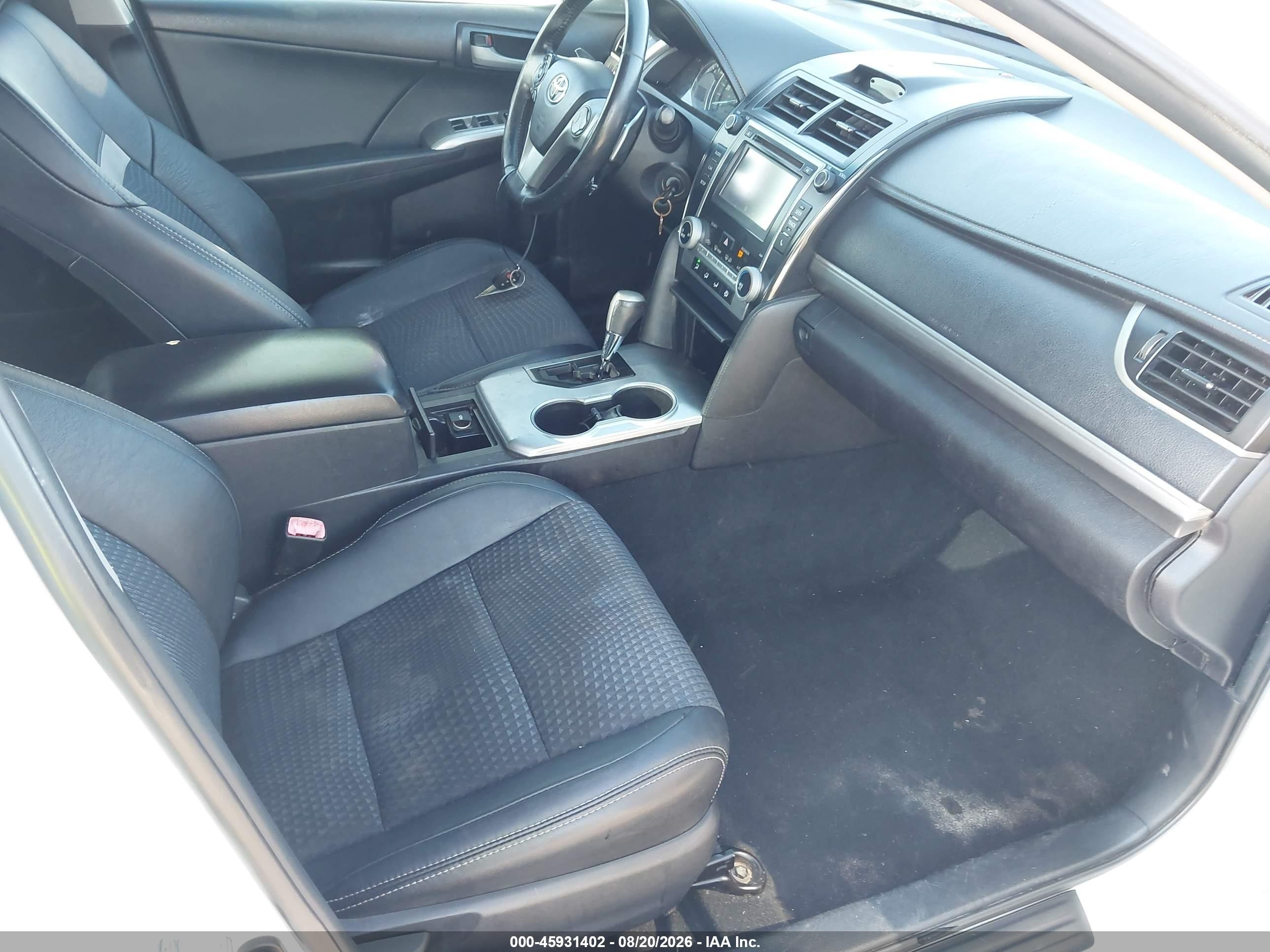 2014 Toyota Camry Se Белый vin: 4T1BF1FK1EU428158