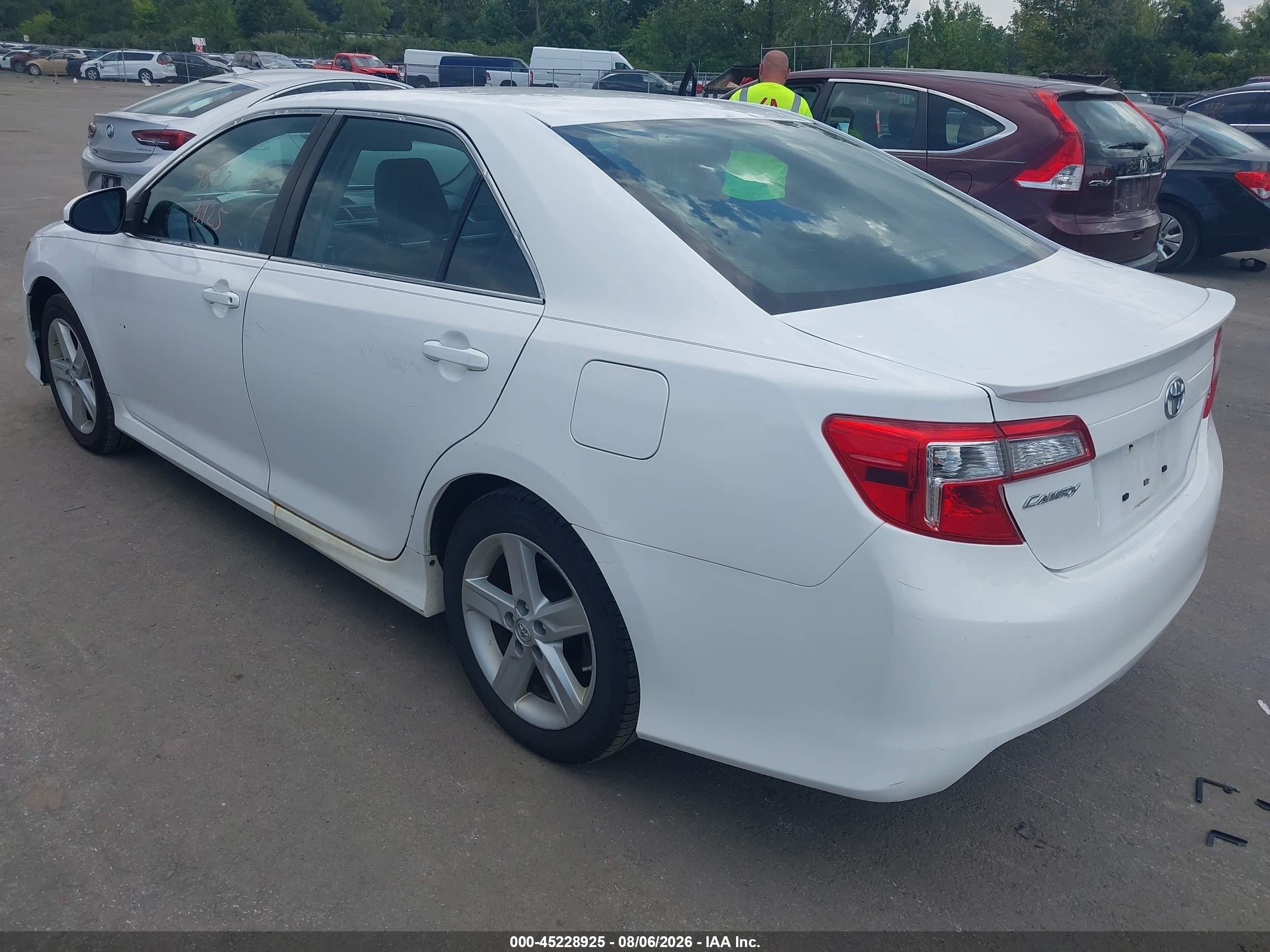 2014 Toyota Camry Se White vin: 4T1BF1FK1EU428306
