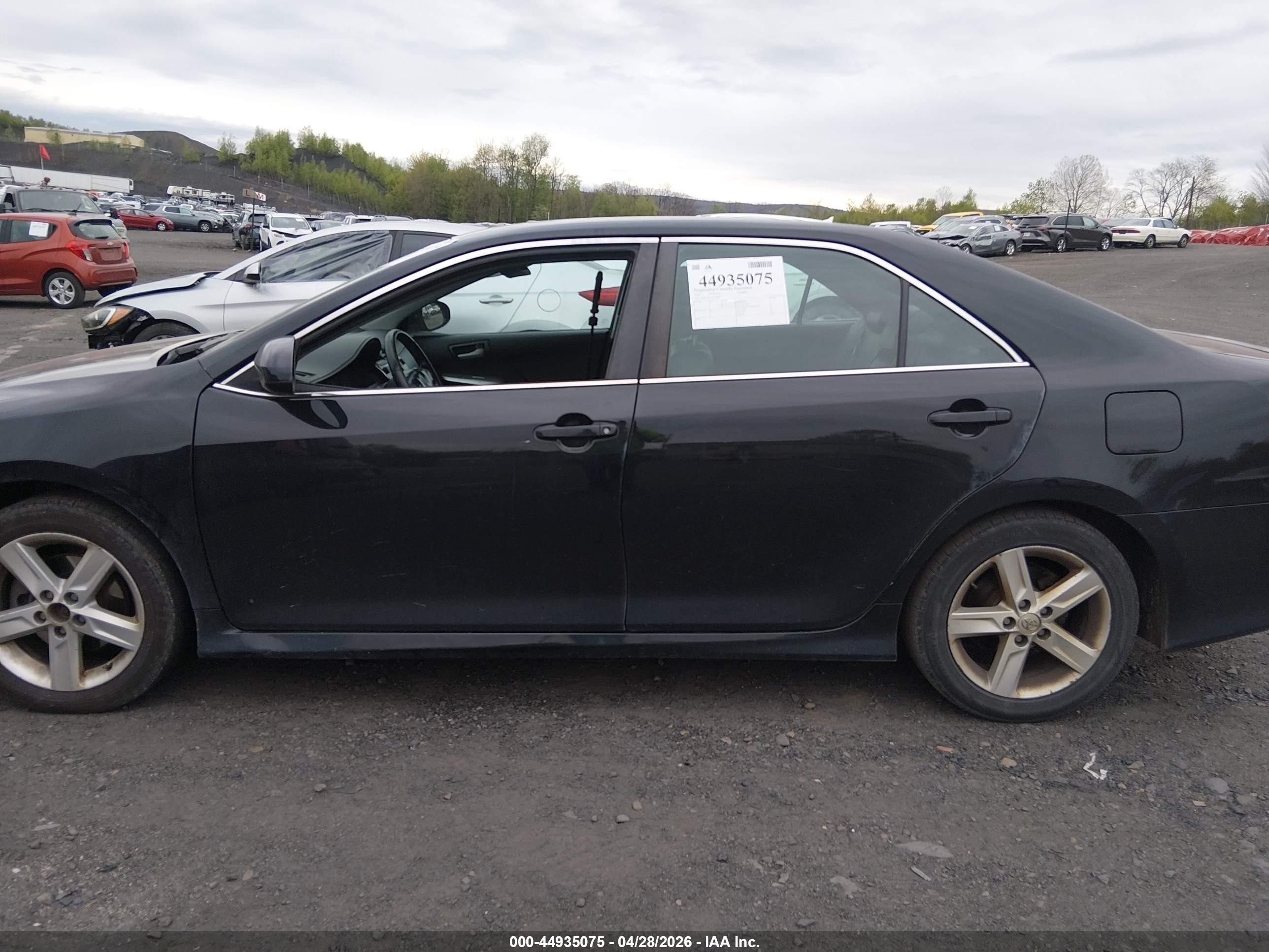 2014 Toyota Camry Se Black vin: 4T1BF1FK1EU447485