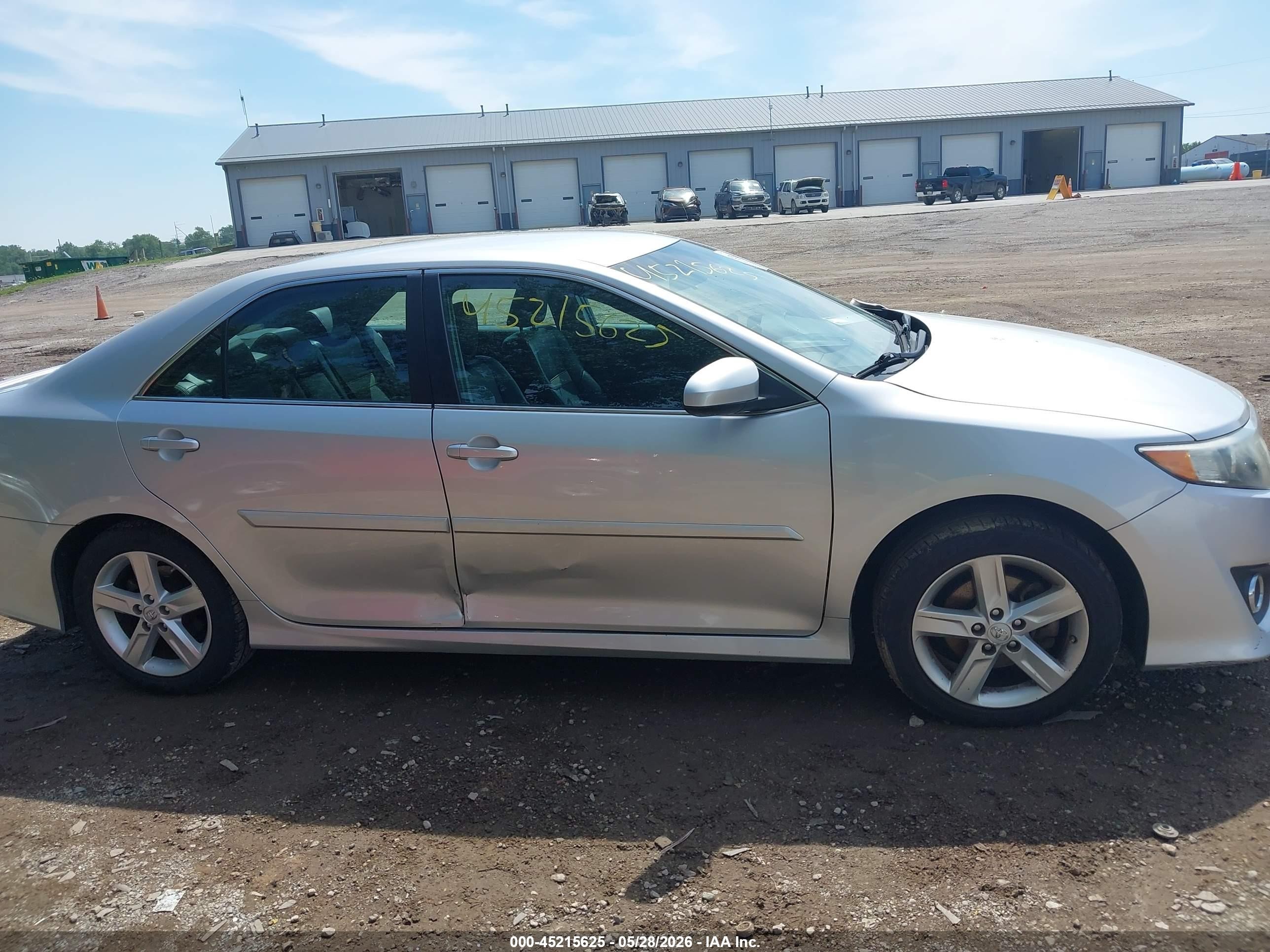 2014 Toyota Camry Se Silver vin: 4T1BF1FK1EU455229