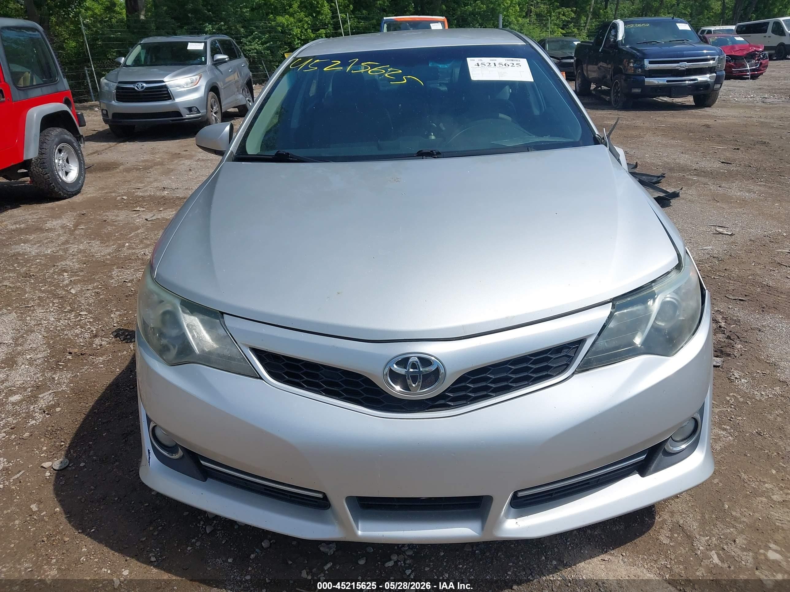 2014 Toyota Camry Se Silver vin: 4T1BF1FK1EU455229