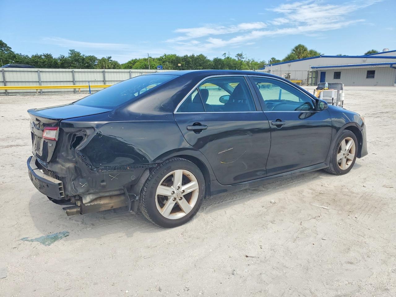 2014 Toyota Camry Se Черный vin: 4T1BF1FK1EU462214