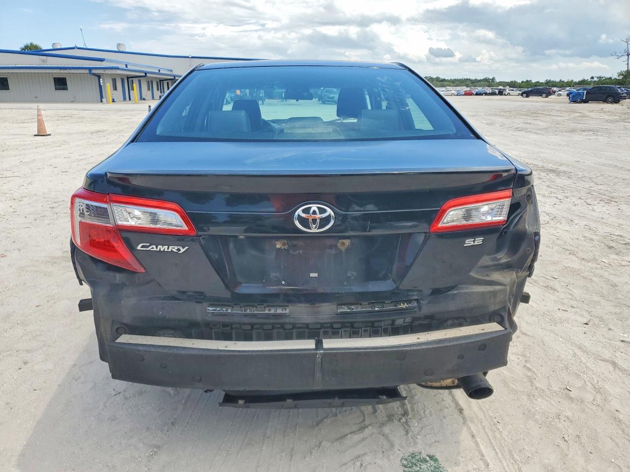 2014 Toyota Camry Se Черный vin: 4T1BF1FK1EU462214