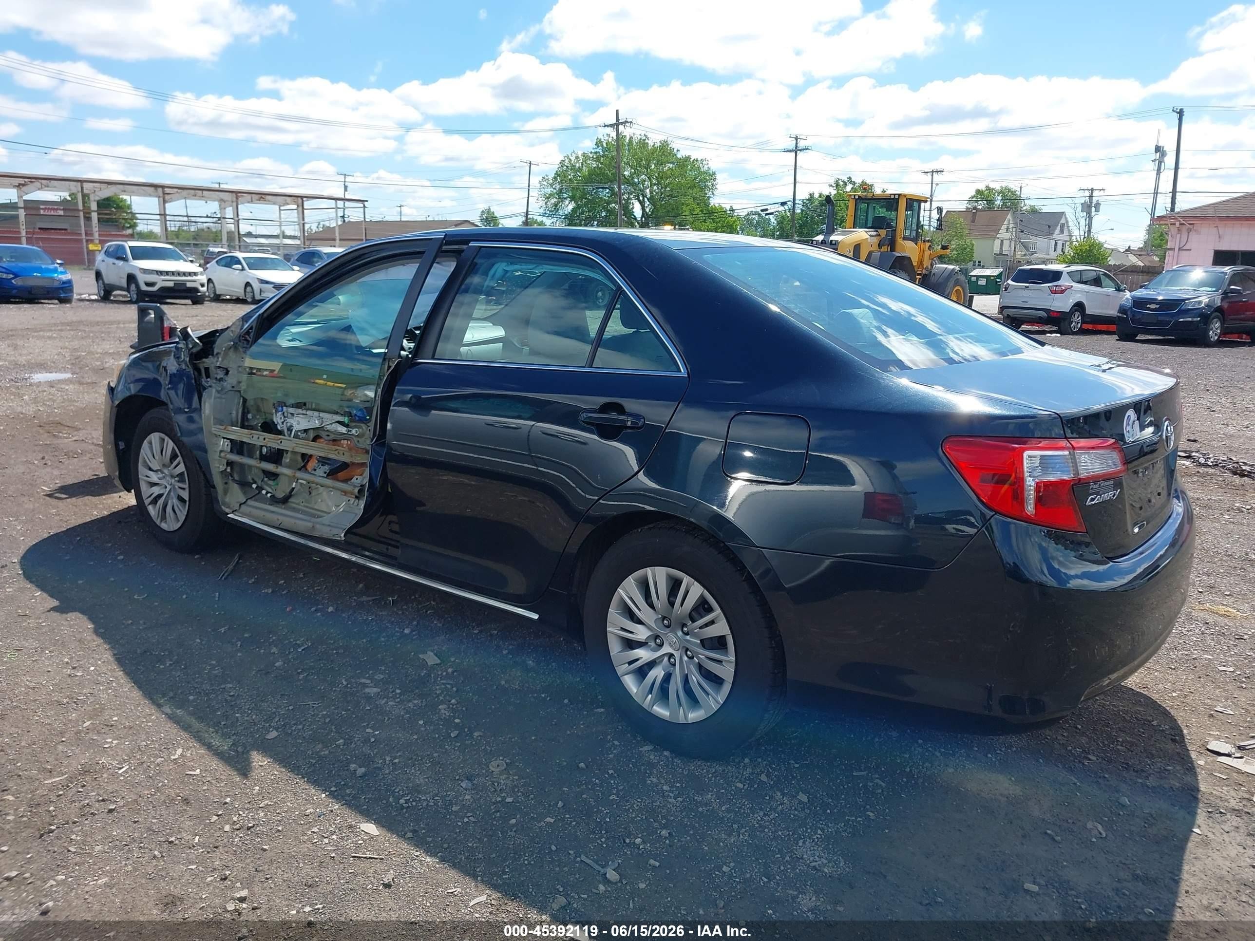 2014 Toyota Camry Le Black vin: 4T1BF1FK1EU462262