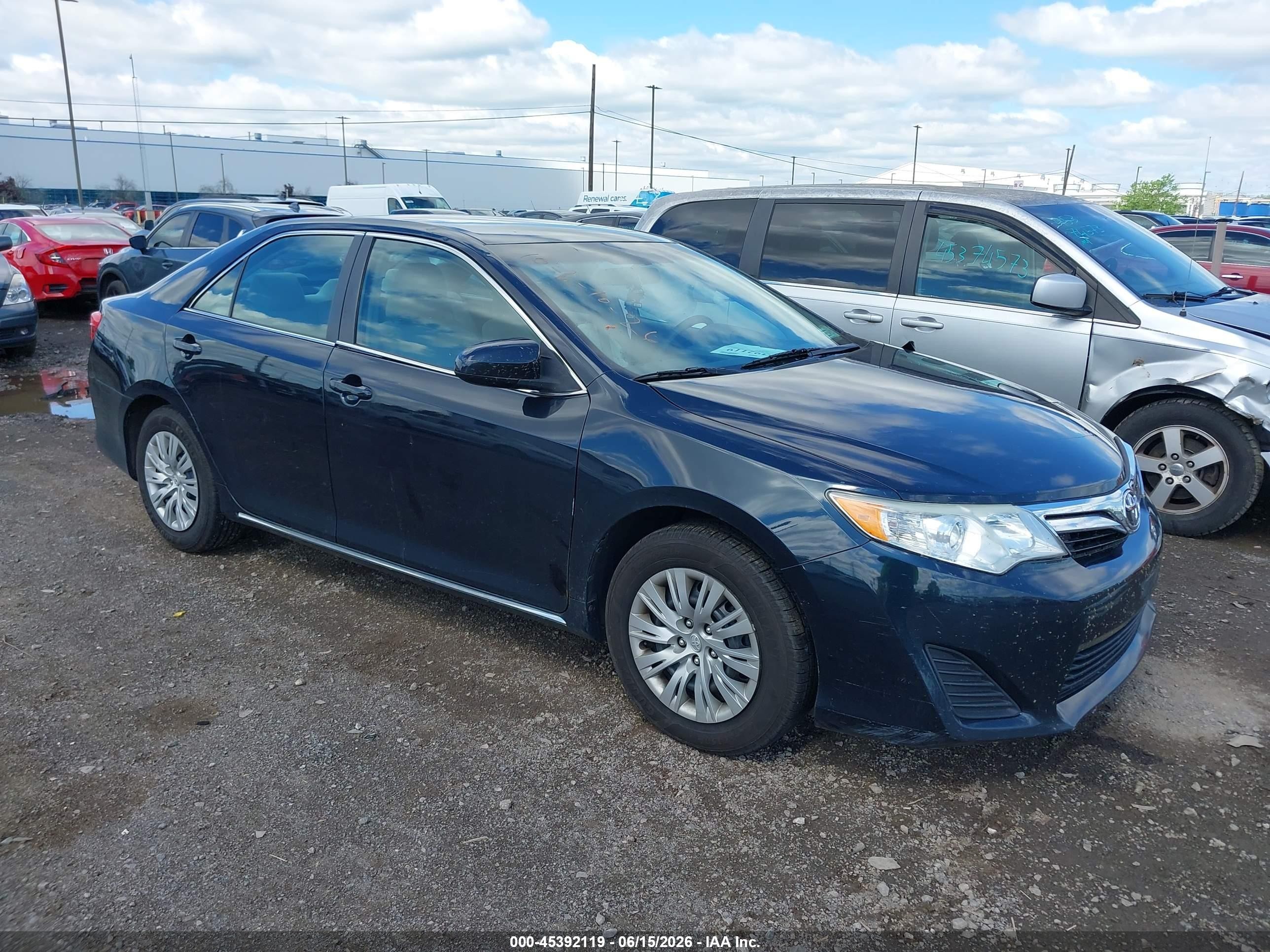 2014 Toyota Camry Le Black vin: 4T1BF1FK1EU462262