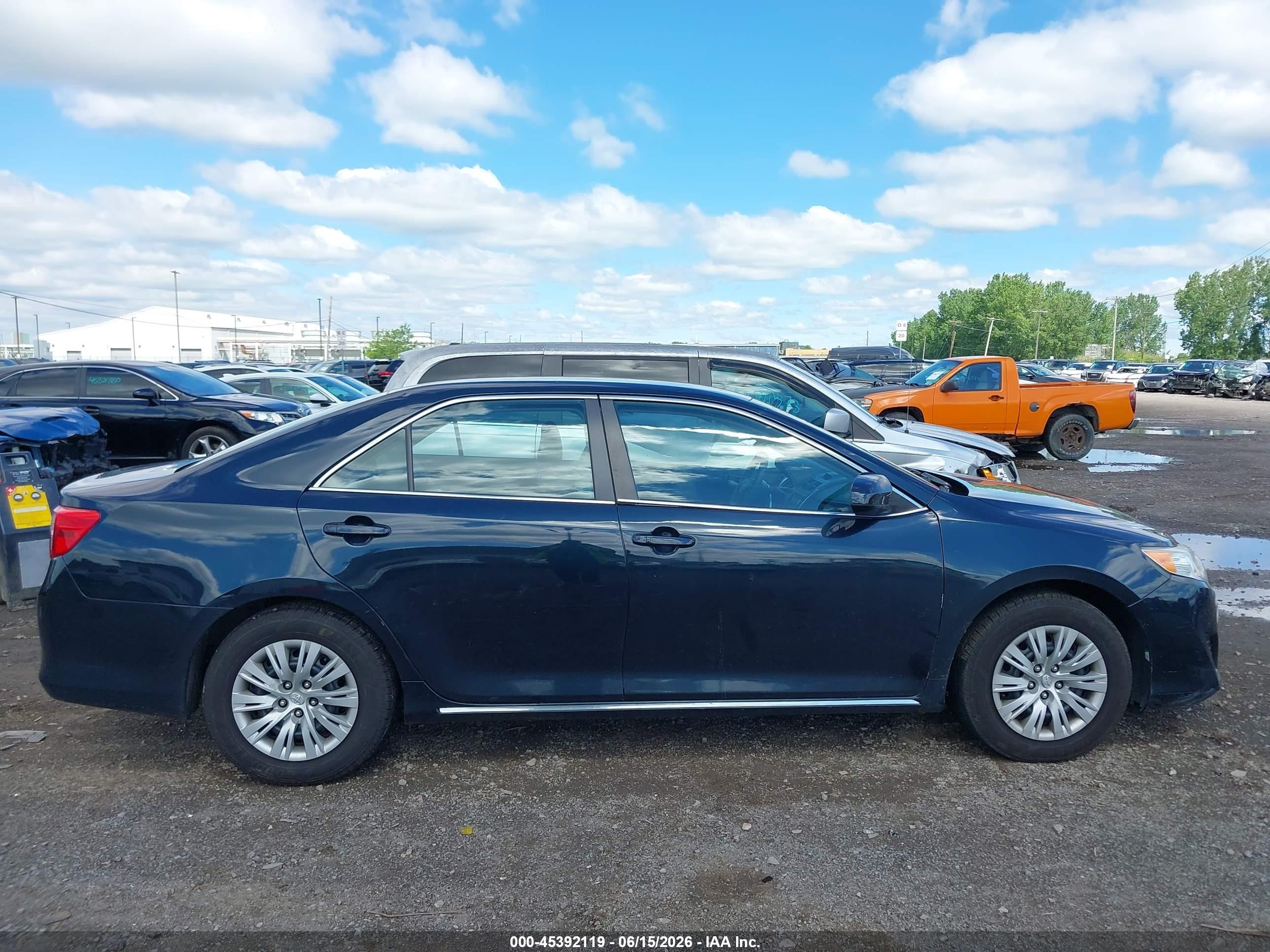2014 Toyota Camry Le Black vin: 4T1BF1FK1EU462262