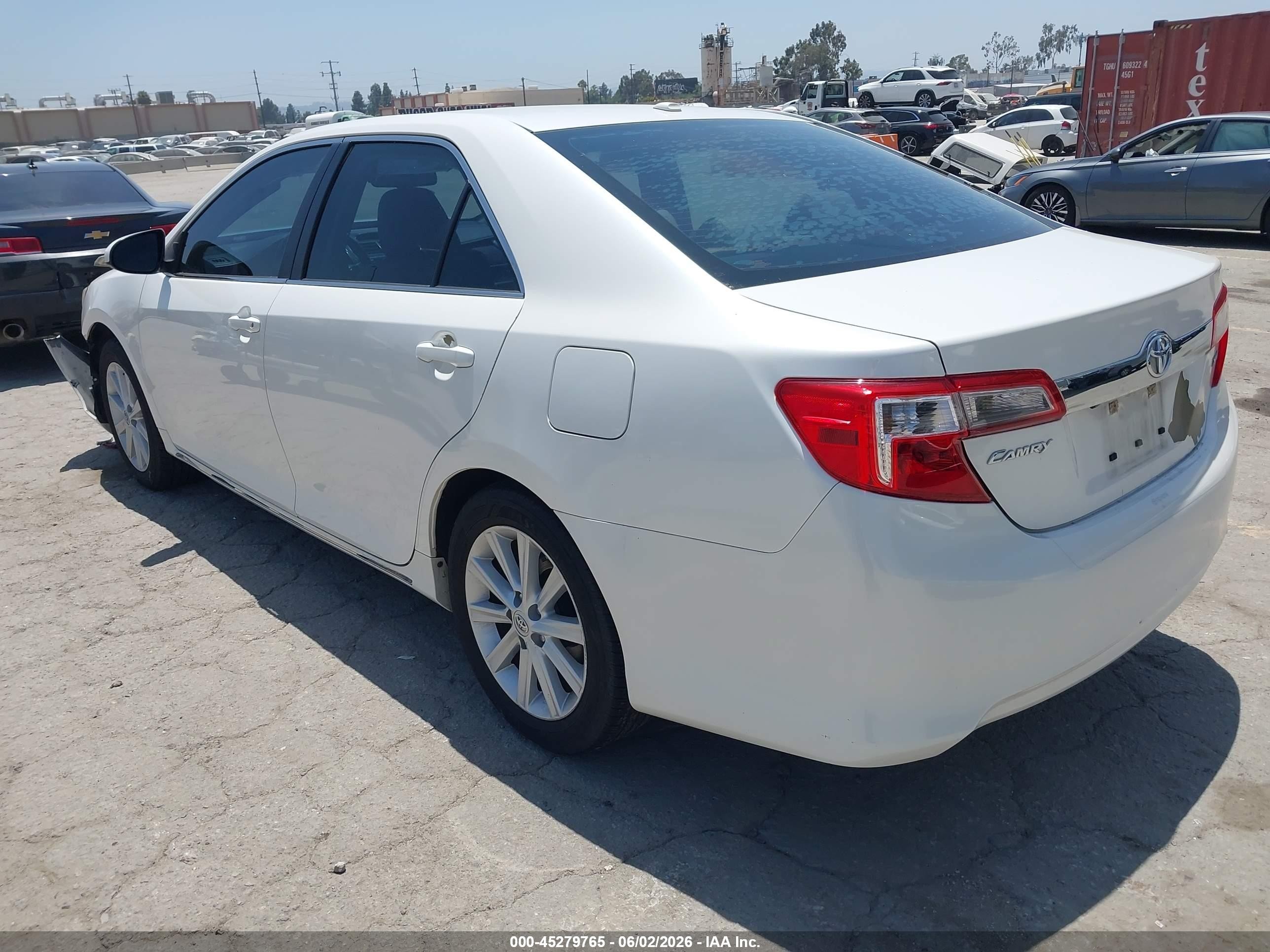 2014 Toyota Camry Xle White vin: 4T1BF1FK1EU462908