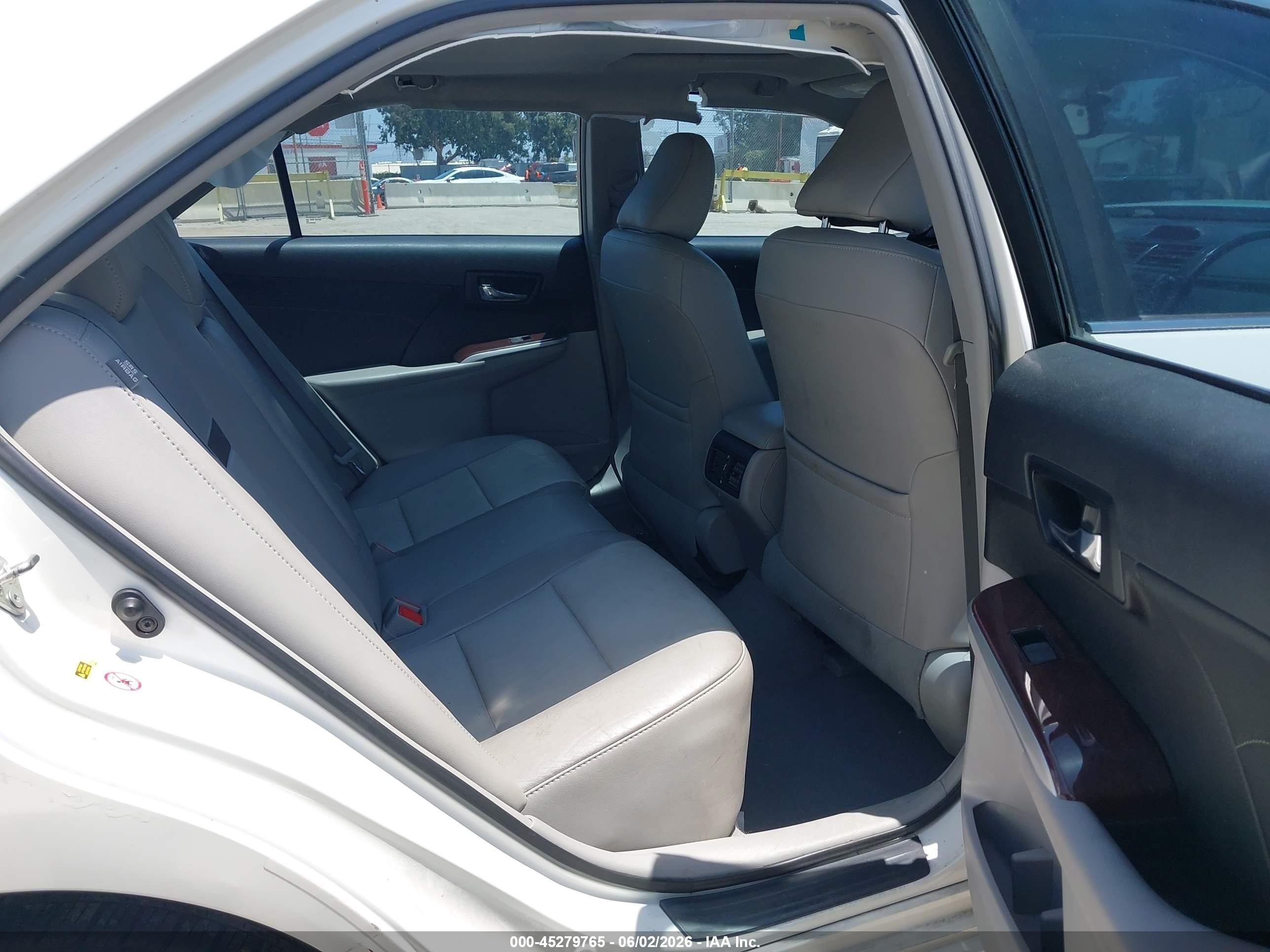 2014 Toyota Camry Xle White vin: 4T1BF1FK1EU462908