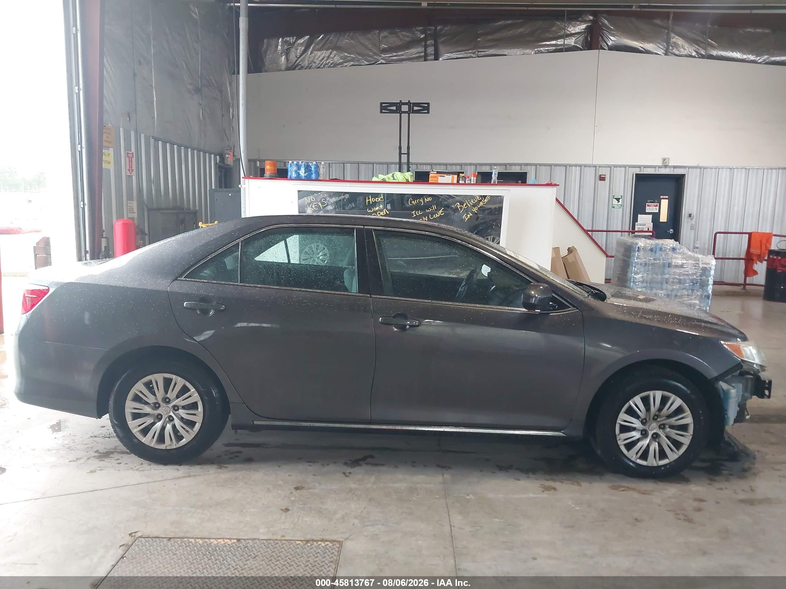2014 Toyota Camry Le Beige vin: 4T1BF1FK1EU467610