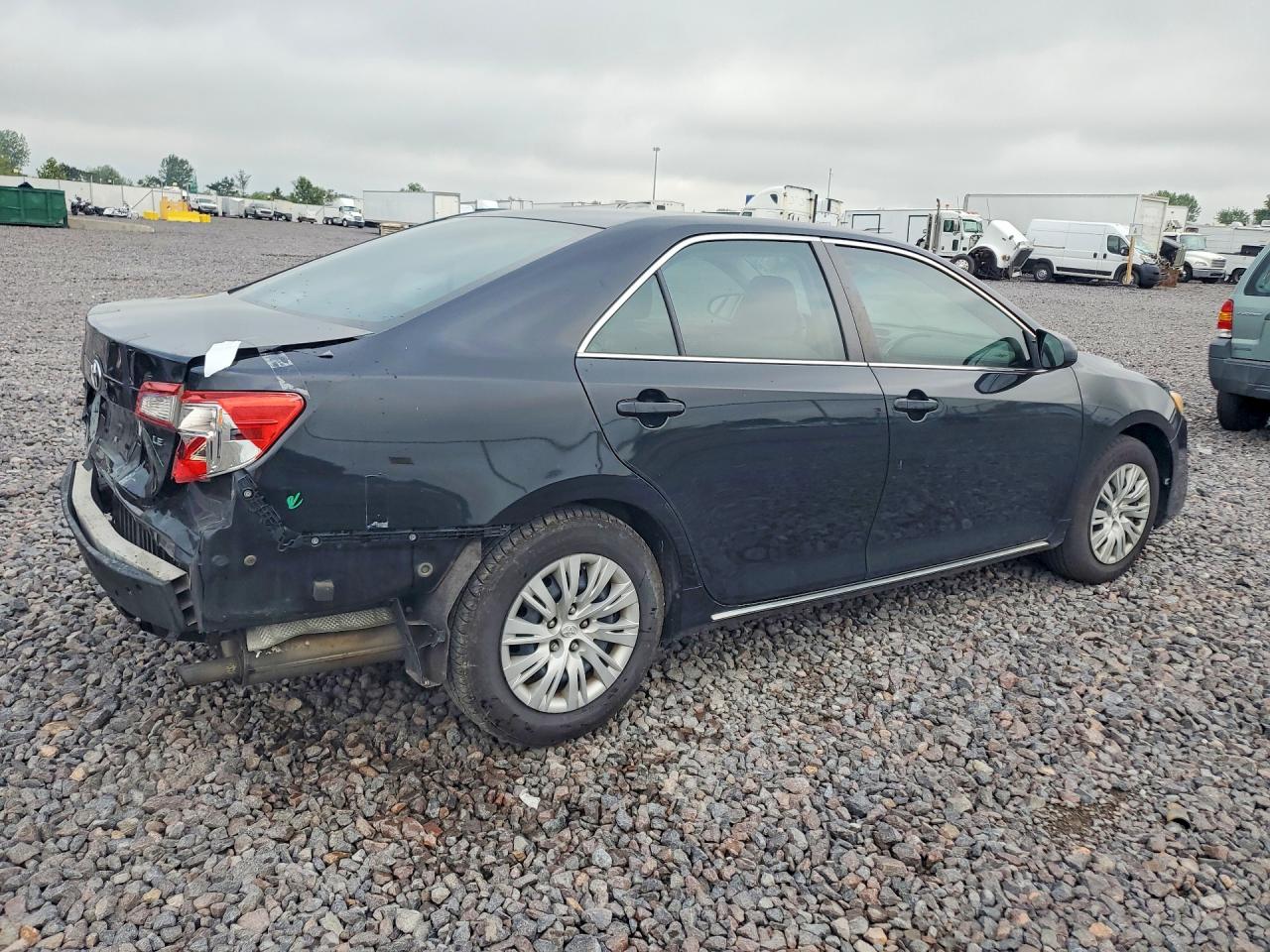 2014 Toyota Camry Le Black vin: 4T1BF1FK1EU472158