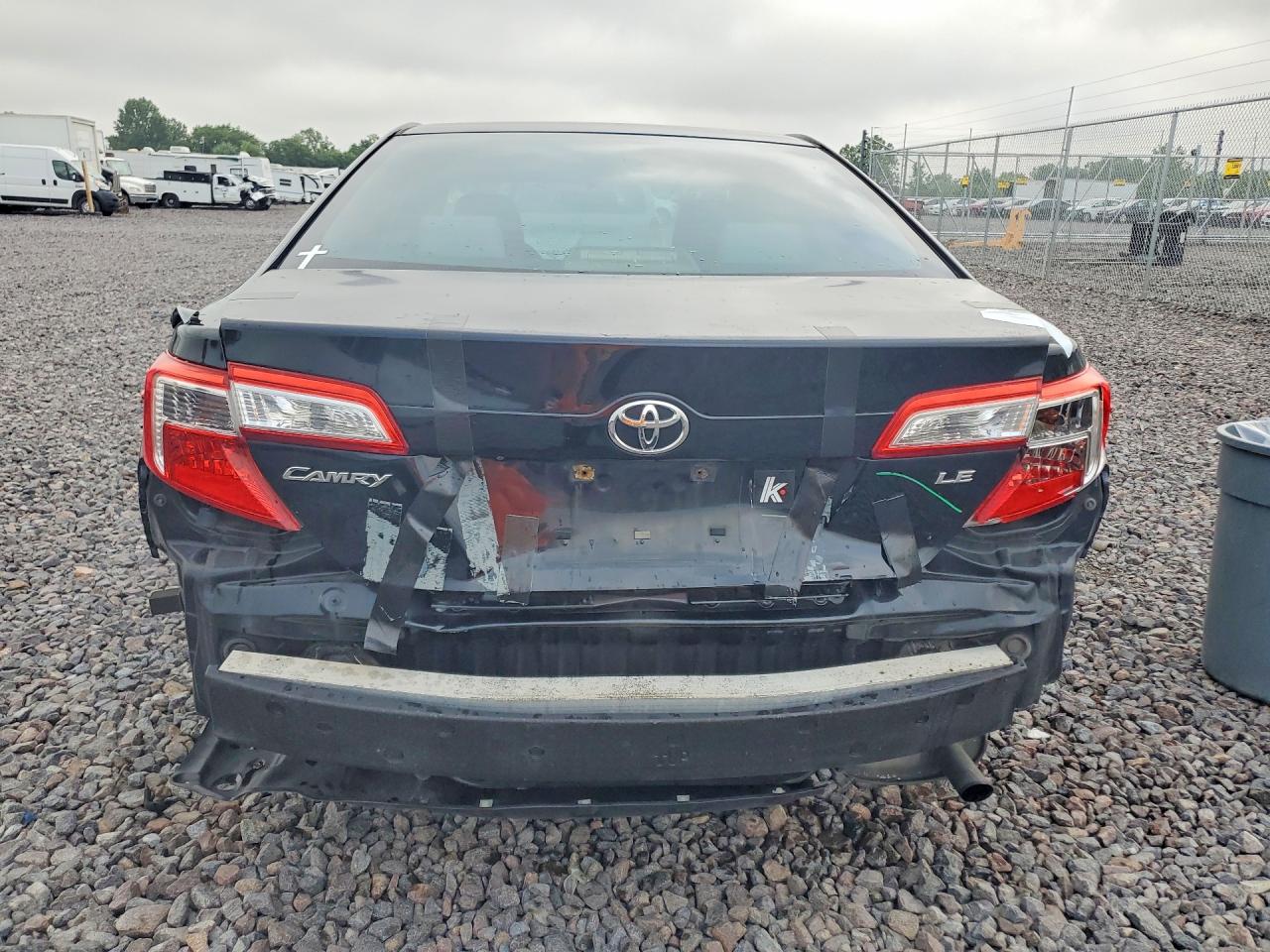 2014 Toyota Camry Le Black vin: 4T1BF1FK1EU472158