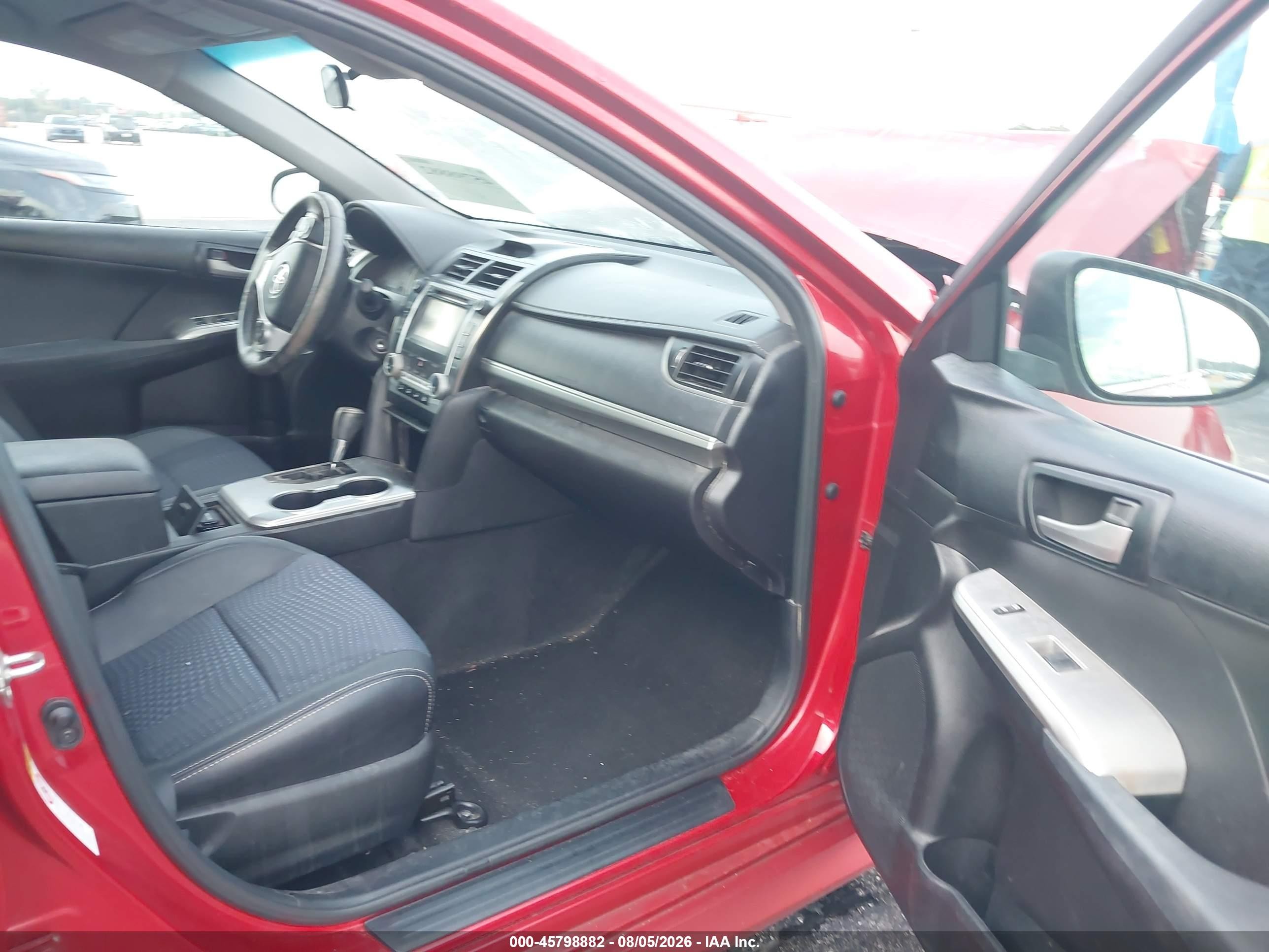 2014 Toyota Camry Se Red vin: 4T1BF1FK1EU727455