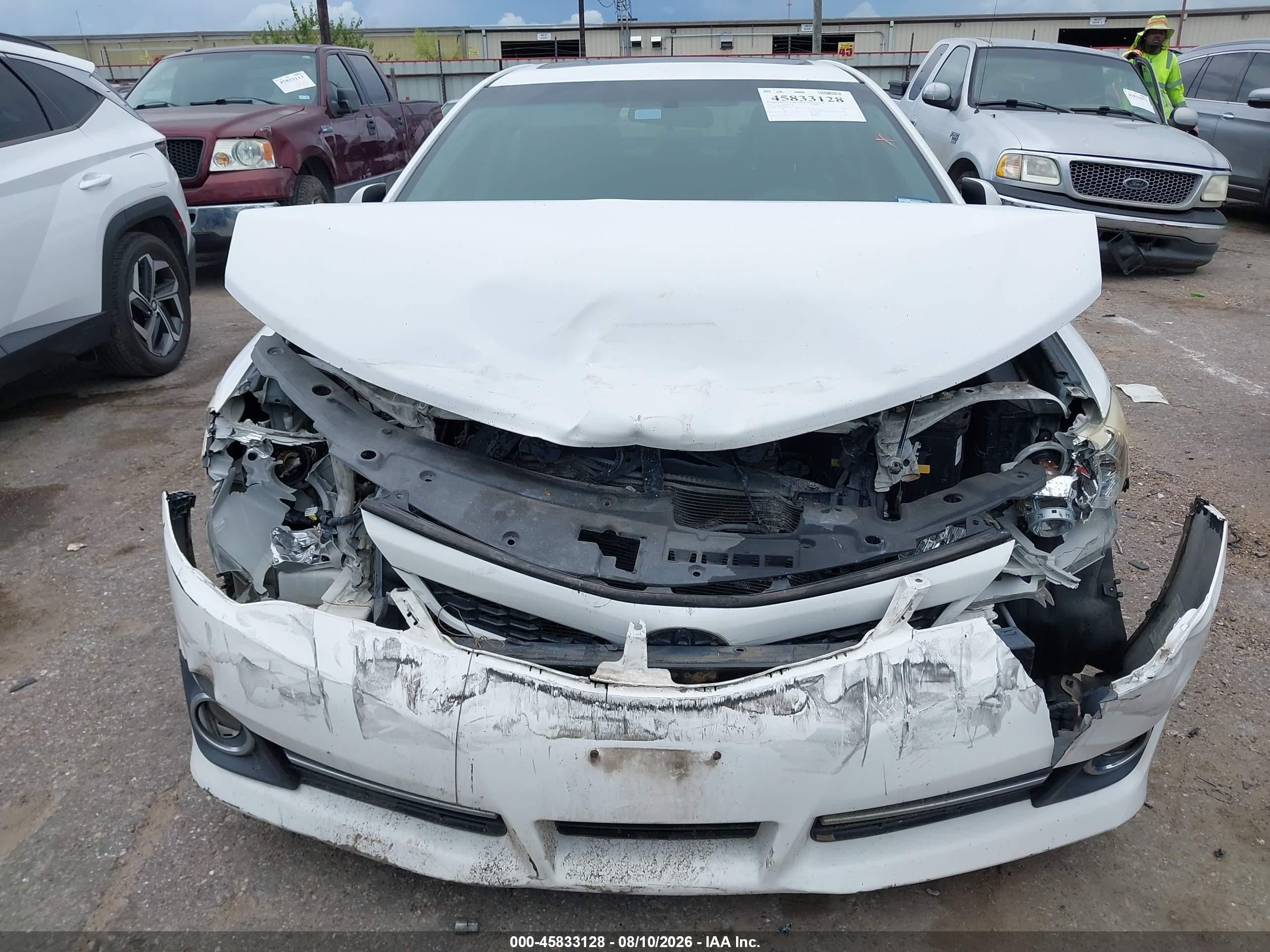 2014 Toyota Camry Se Sport White vin: 4T1BF1FK1EU733255