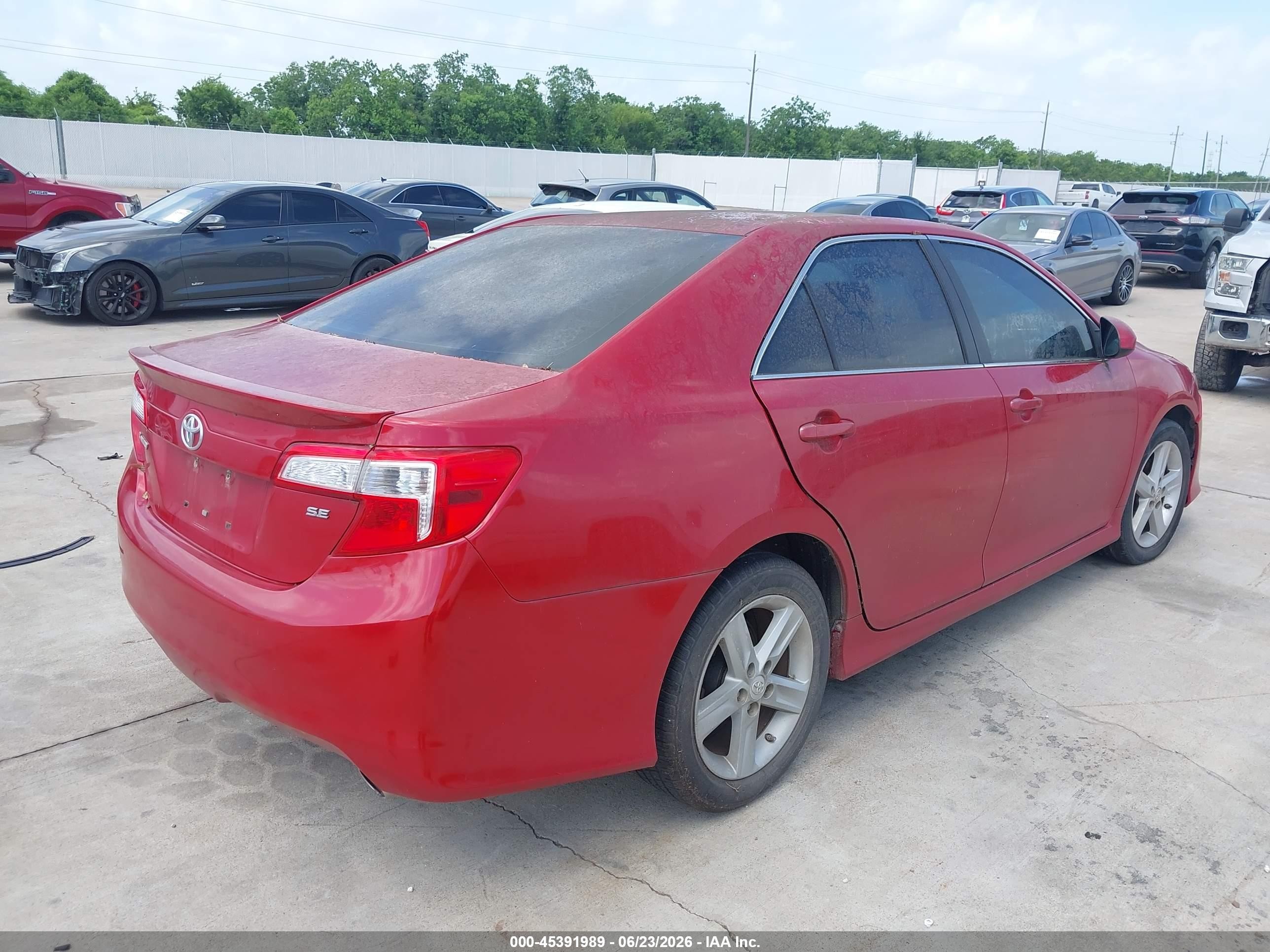 2014 Toyota Camry Se Красный vin: 4T1BF1FK1EU748581