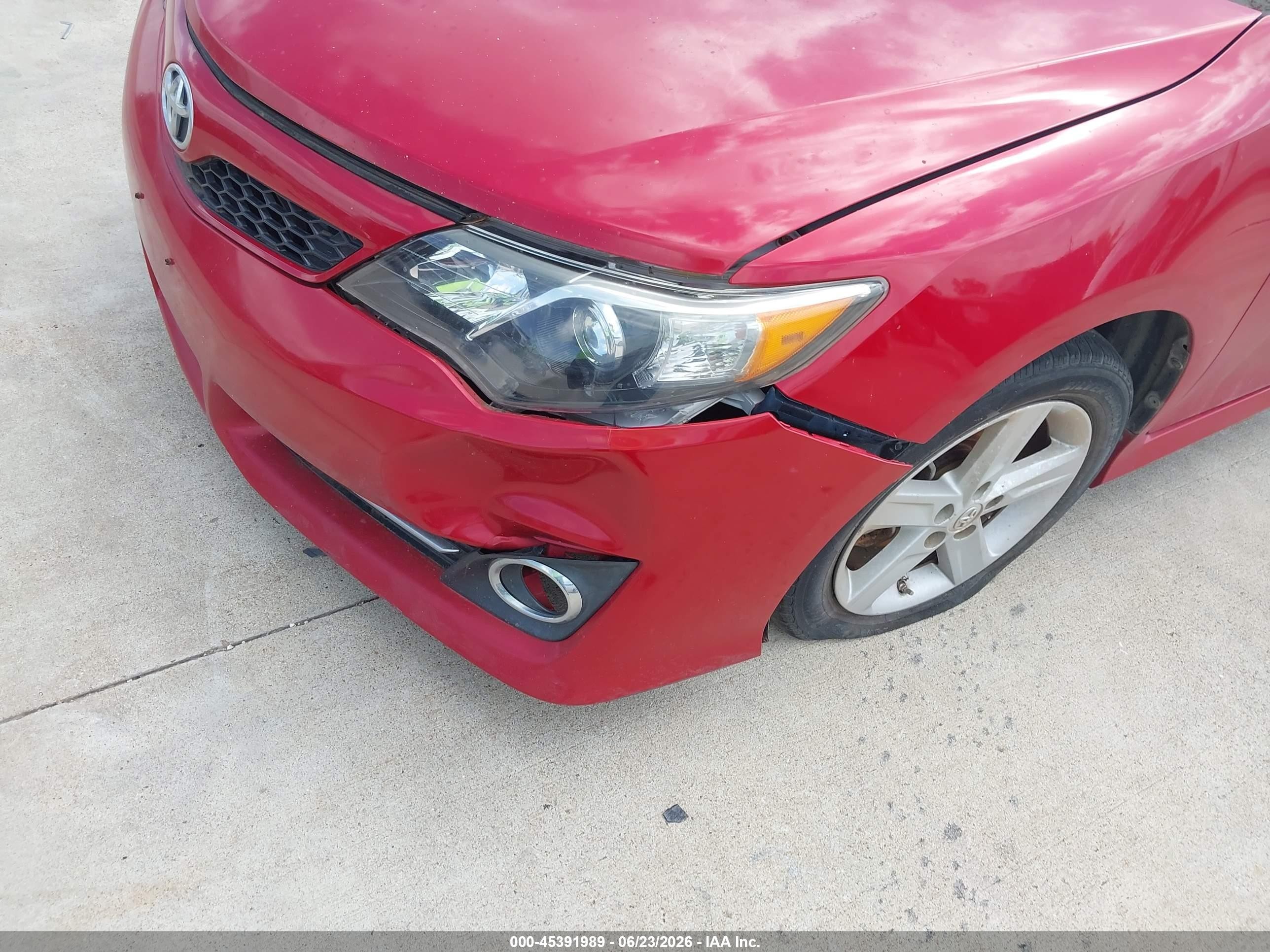2014 Toyota Camry Se Красный vin: 4T1BF1FK1EU748581