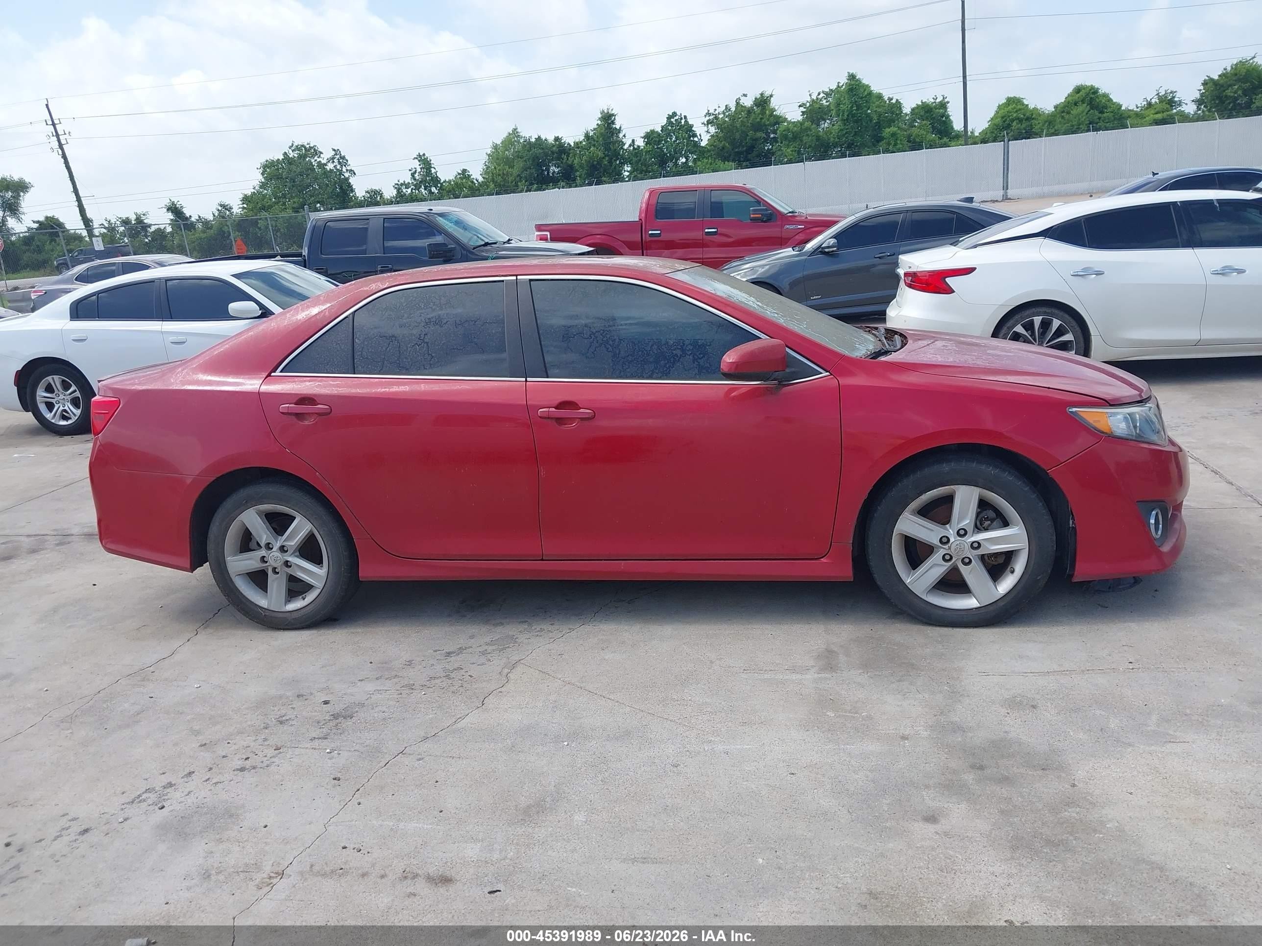 2014 Toyota Camry Se Красный vin: 4T1BF1FK1EU748581