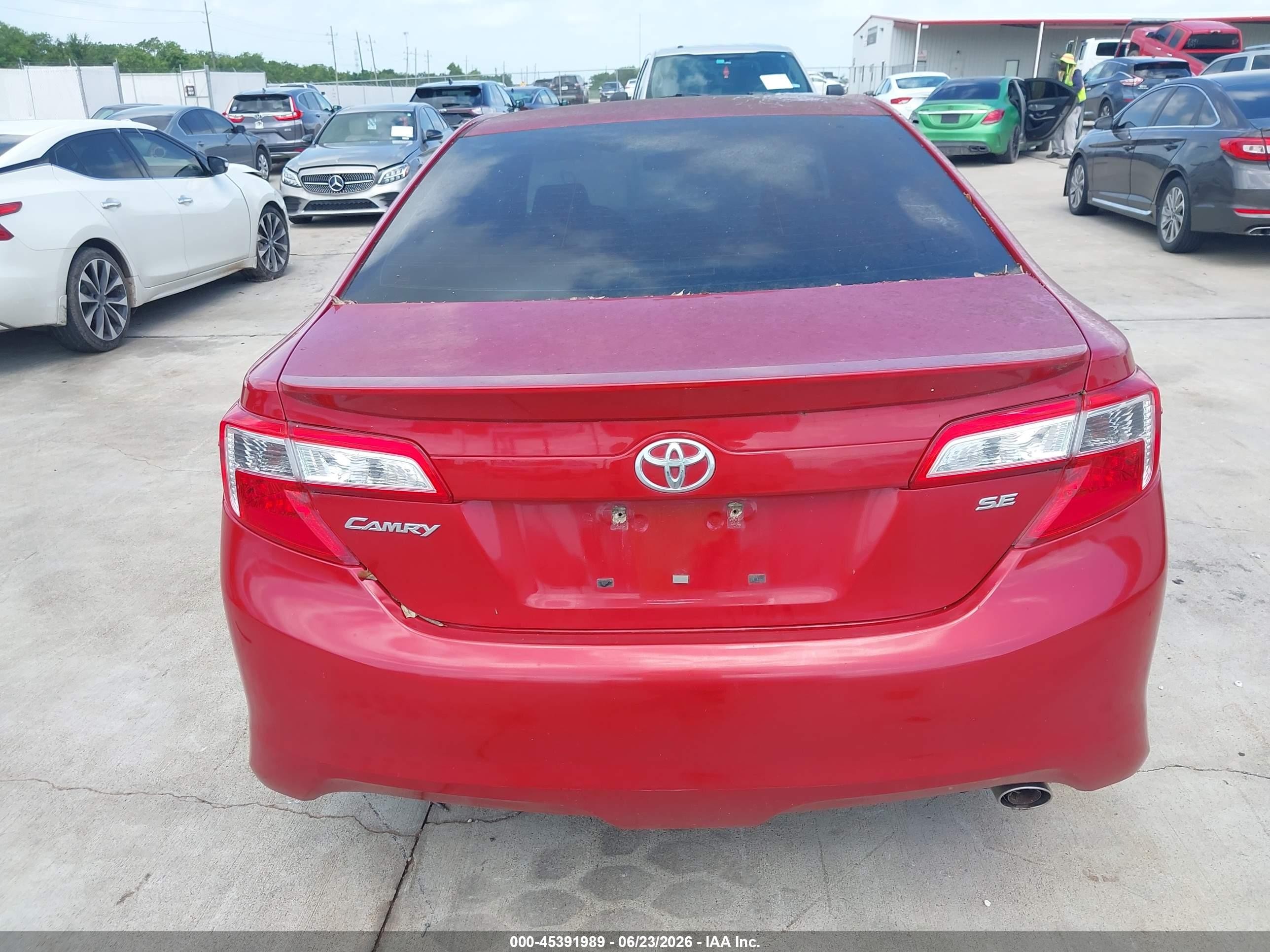 2014 Toyota Camry Se Красный vin: 4T1BF1FK1EU748581