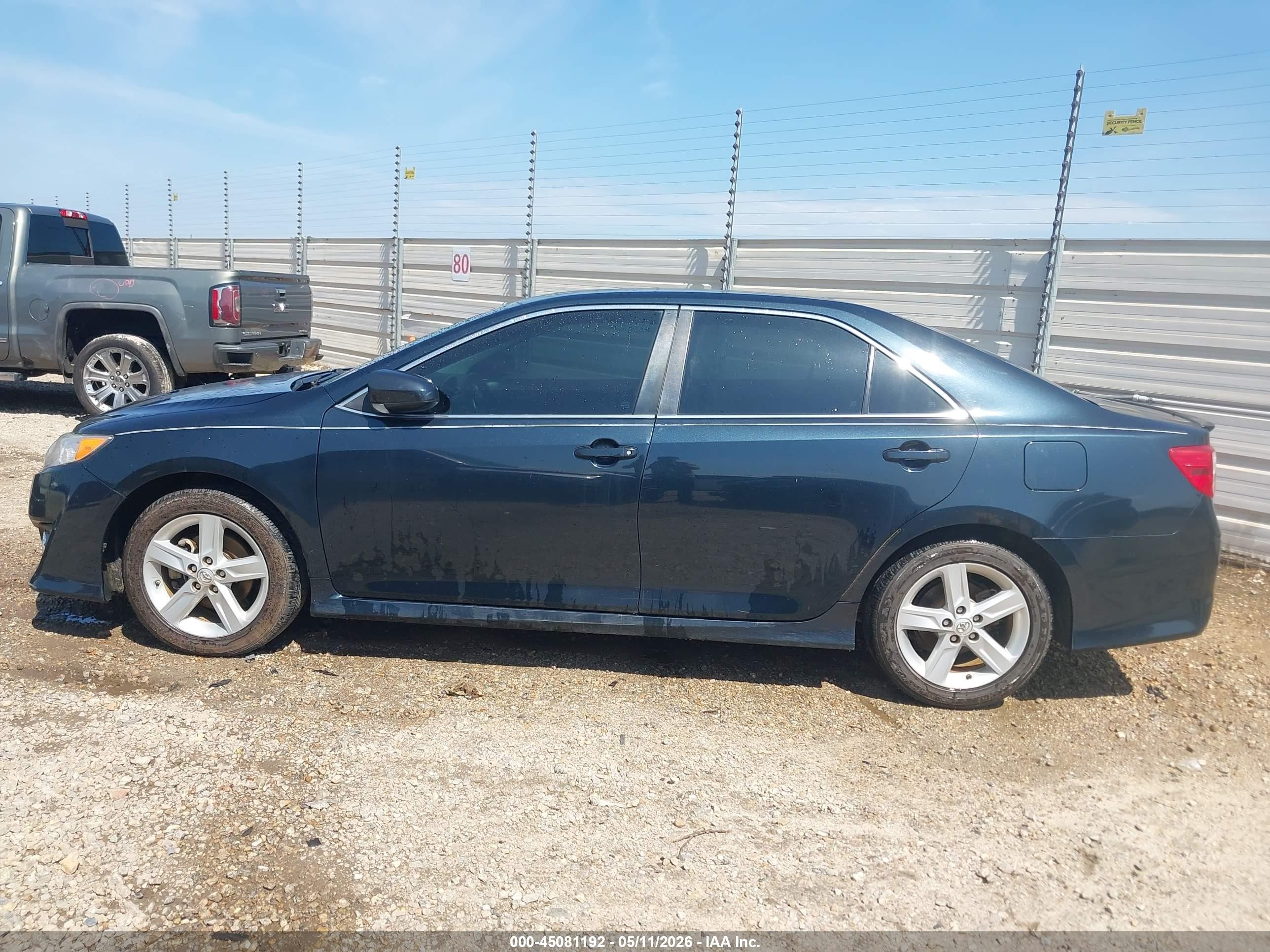 2014 Toyota Camry Se Черный vin: 4T1BF1FK1EU750525