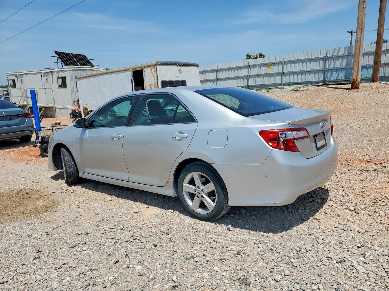 2014 Toyota Camry Silver vin: 4T1BF1FK1EU750752